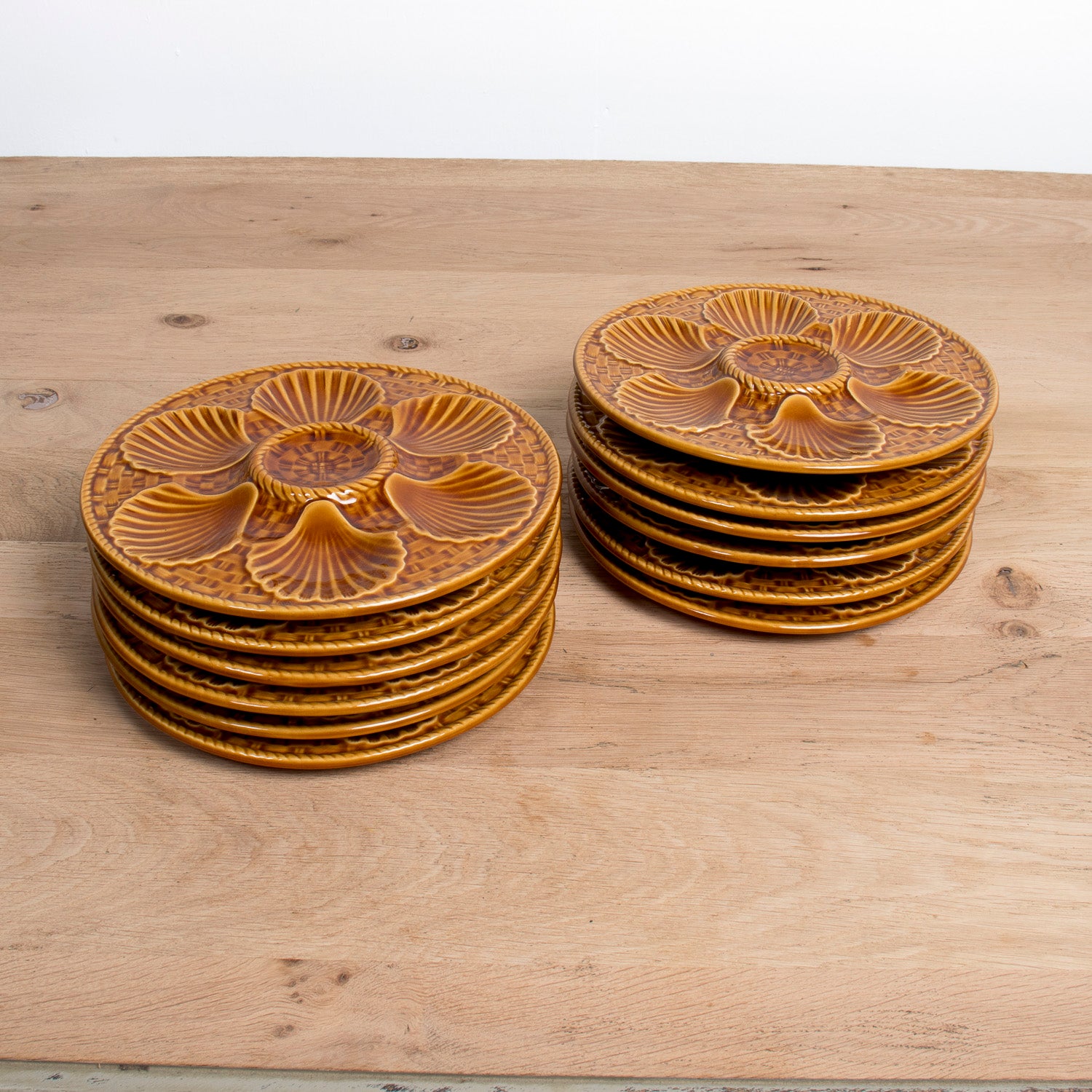 Vintage French Longchamp Oyster Plate Set with Platter, 13 Pieces