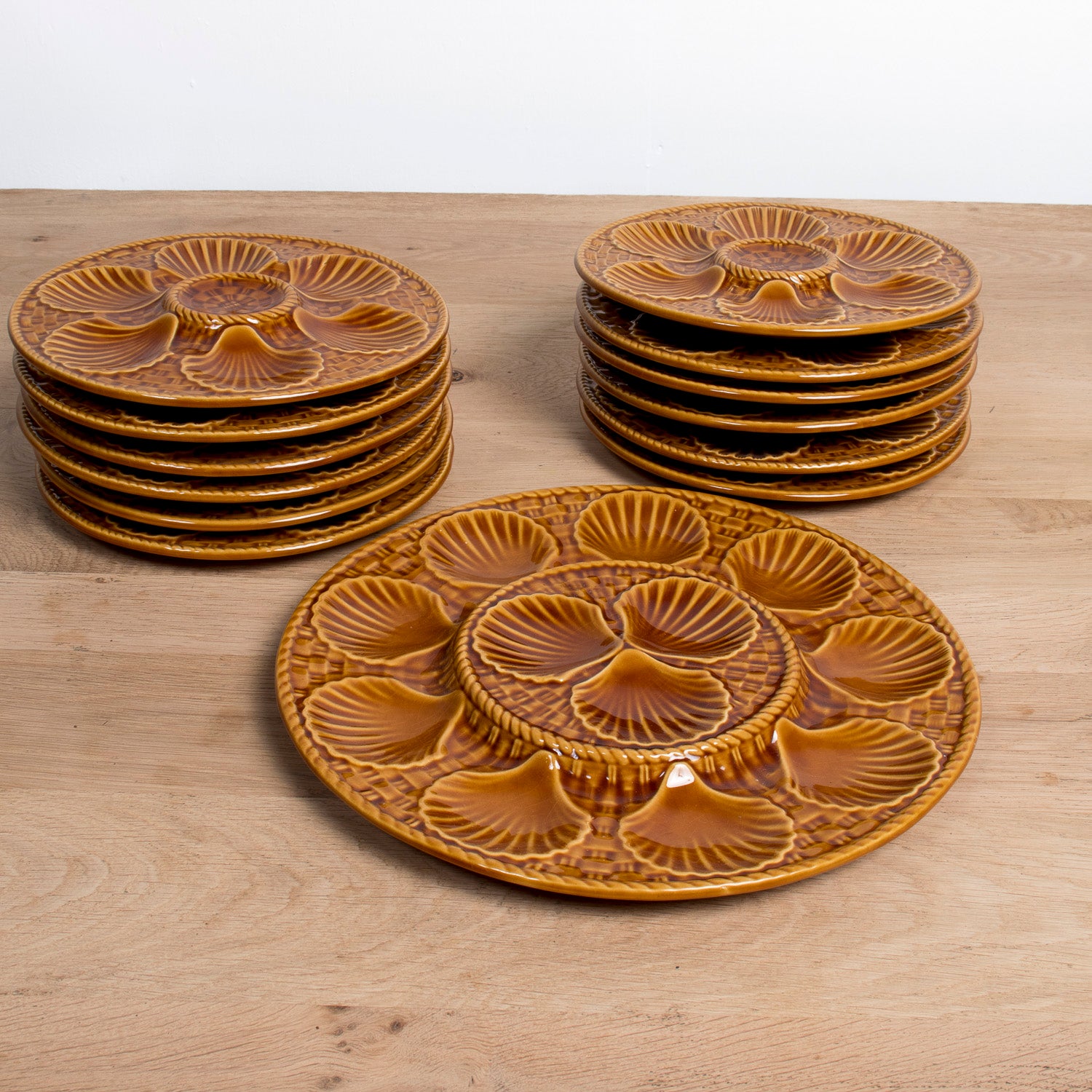 Vintage French Longchamp Oyster Plate Set with Platter, 13 Pieces