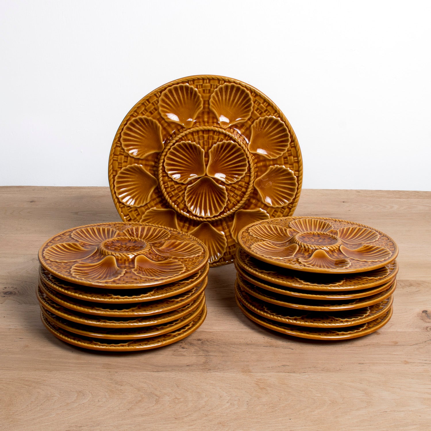 Vintage French Longchamp Oyster Plate Set with Platter, 13 Pieces