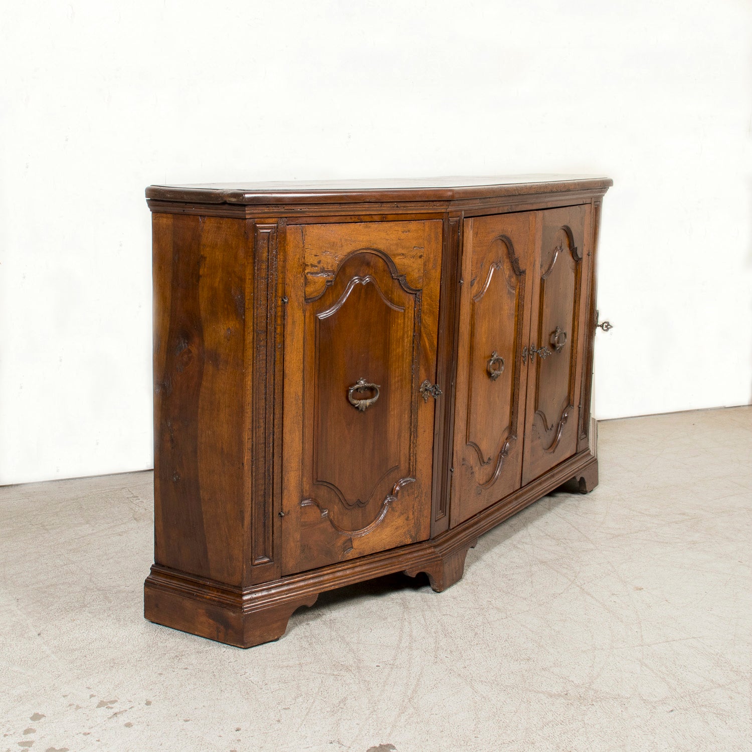19th Century Italian Credenza Scantonata in Walnut