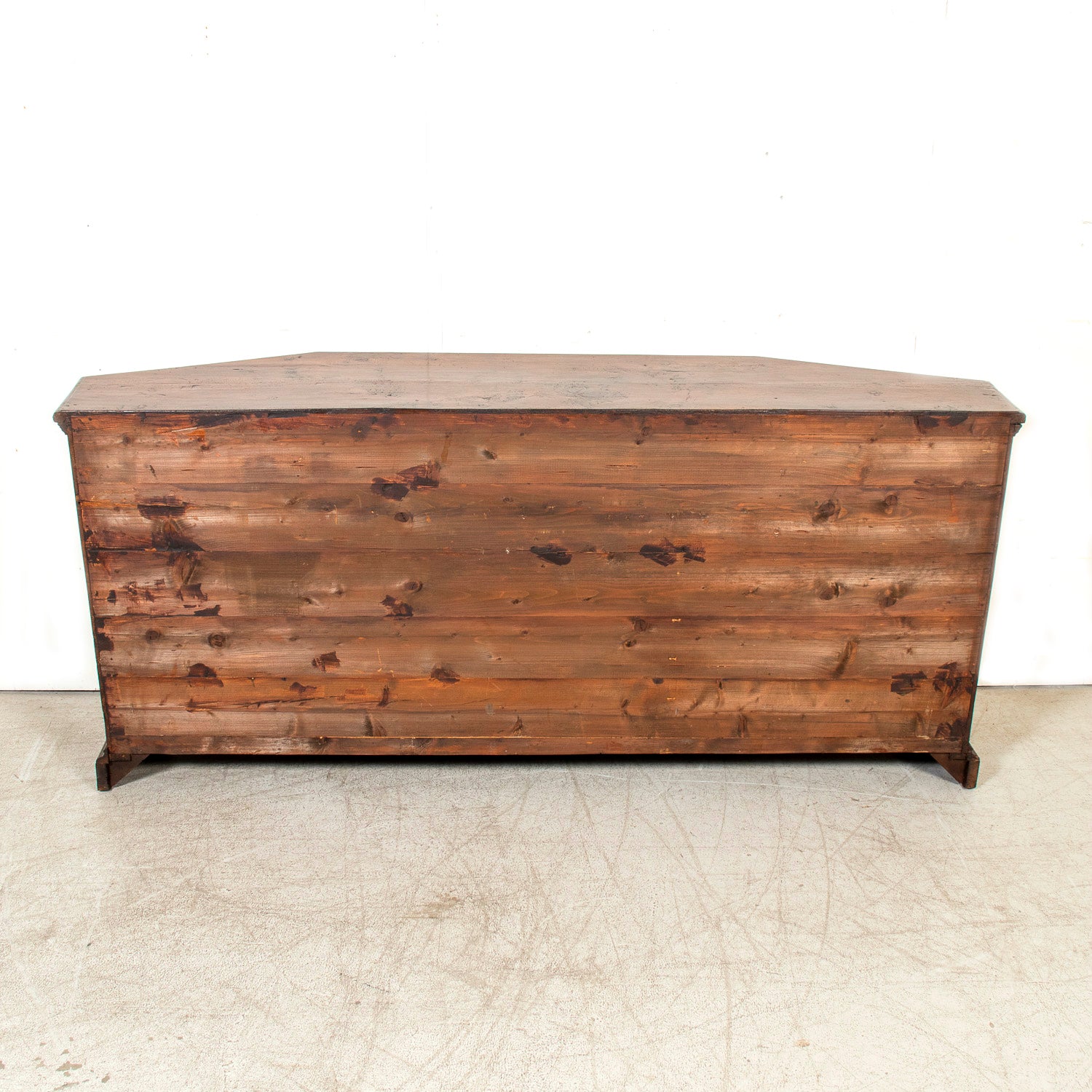 19th Century Italian Credenza Scantonata in Walnut