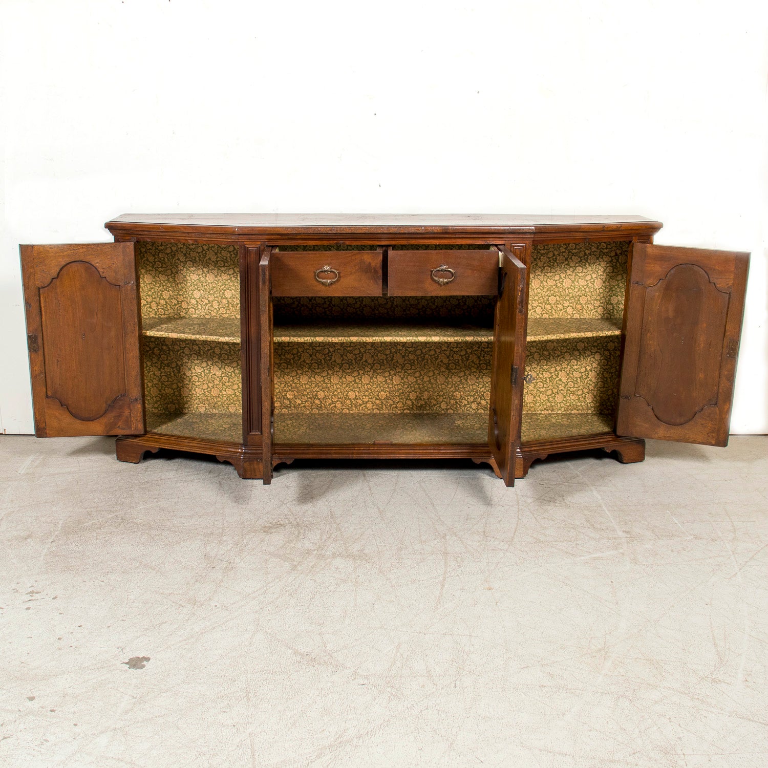 19th Century Italian Credenza Scantonata in Walnut