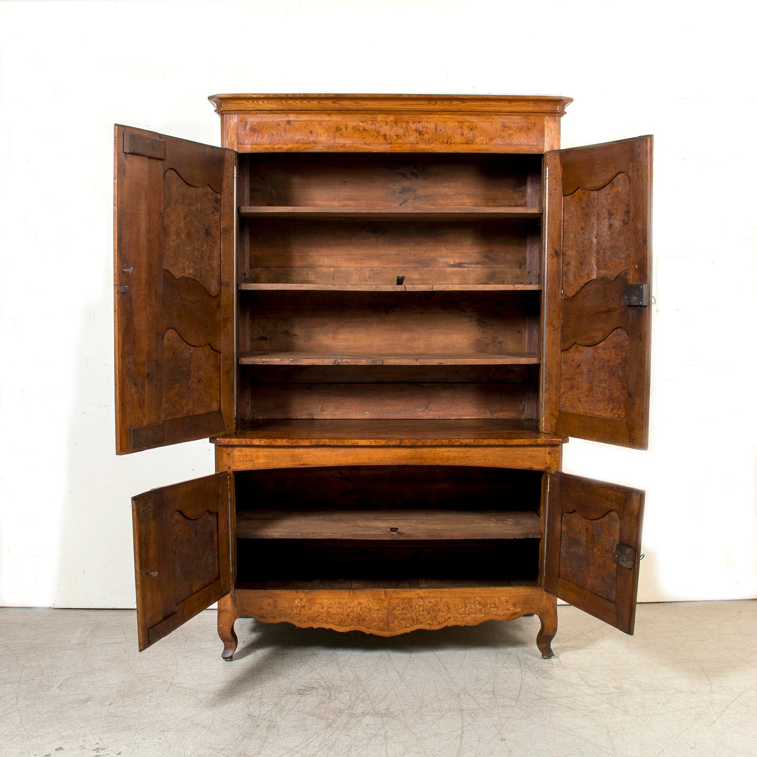 19th Century French Louis XV Style Walnut and Burl Walnut Buffet Deux Corps