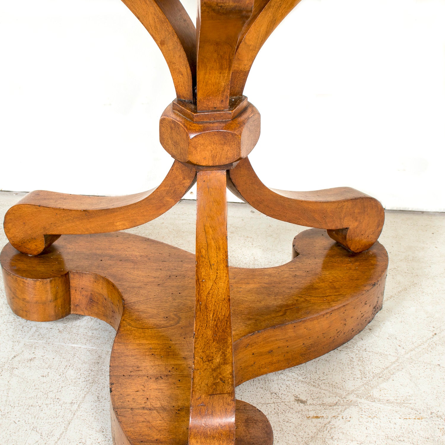 Early 19th Century French Empire Period Pedestal Table with Marble Top