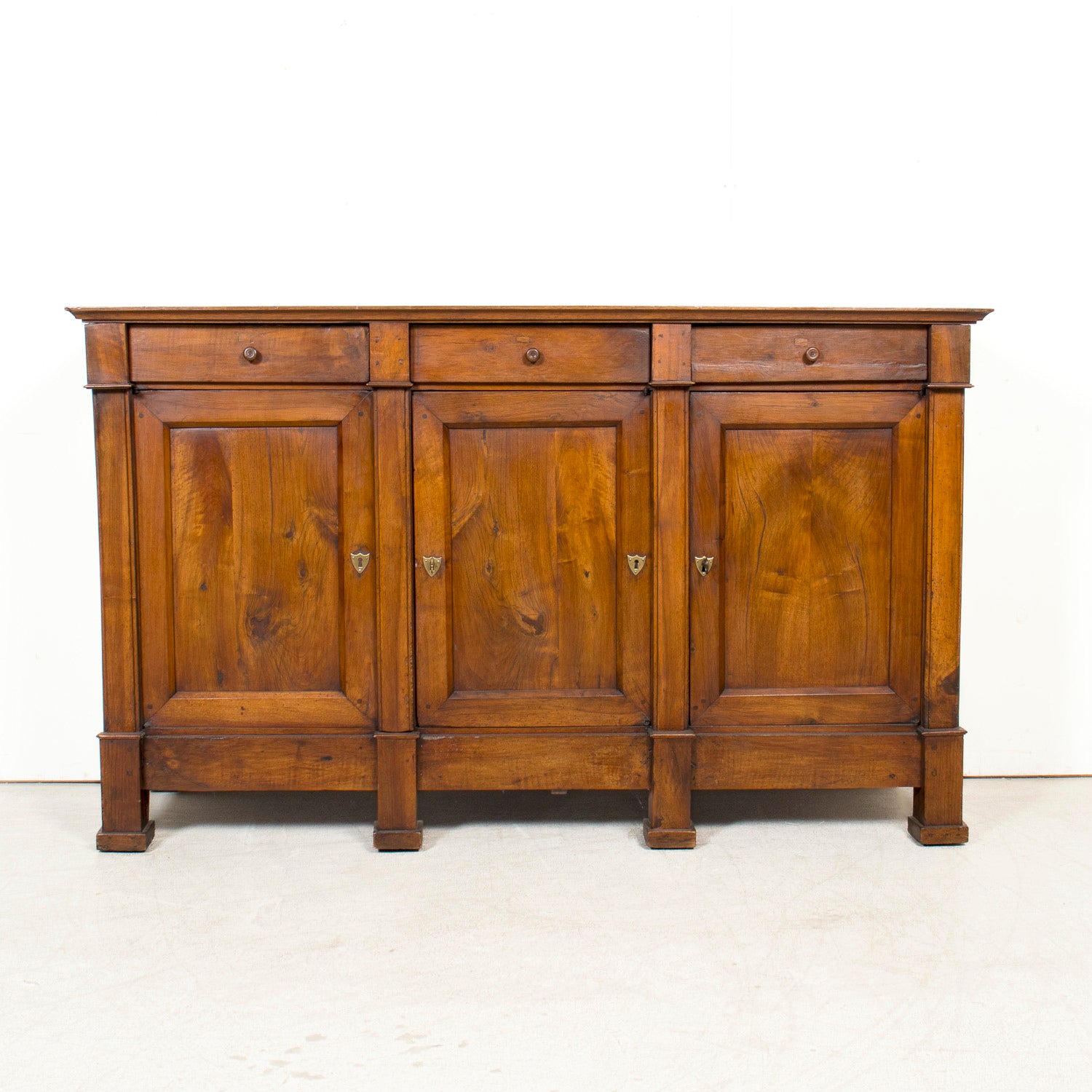 Early 19th Century French Directoire Period Walnut Lyonnaise Enfilade Buffet