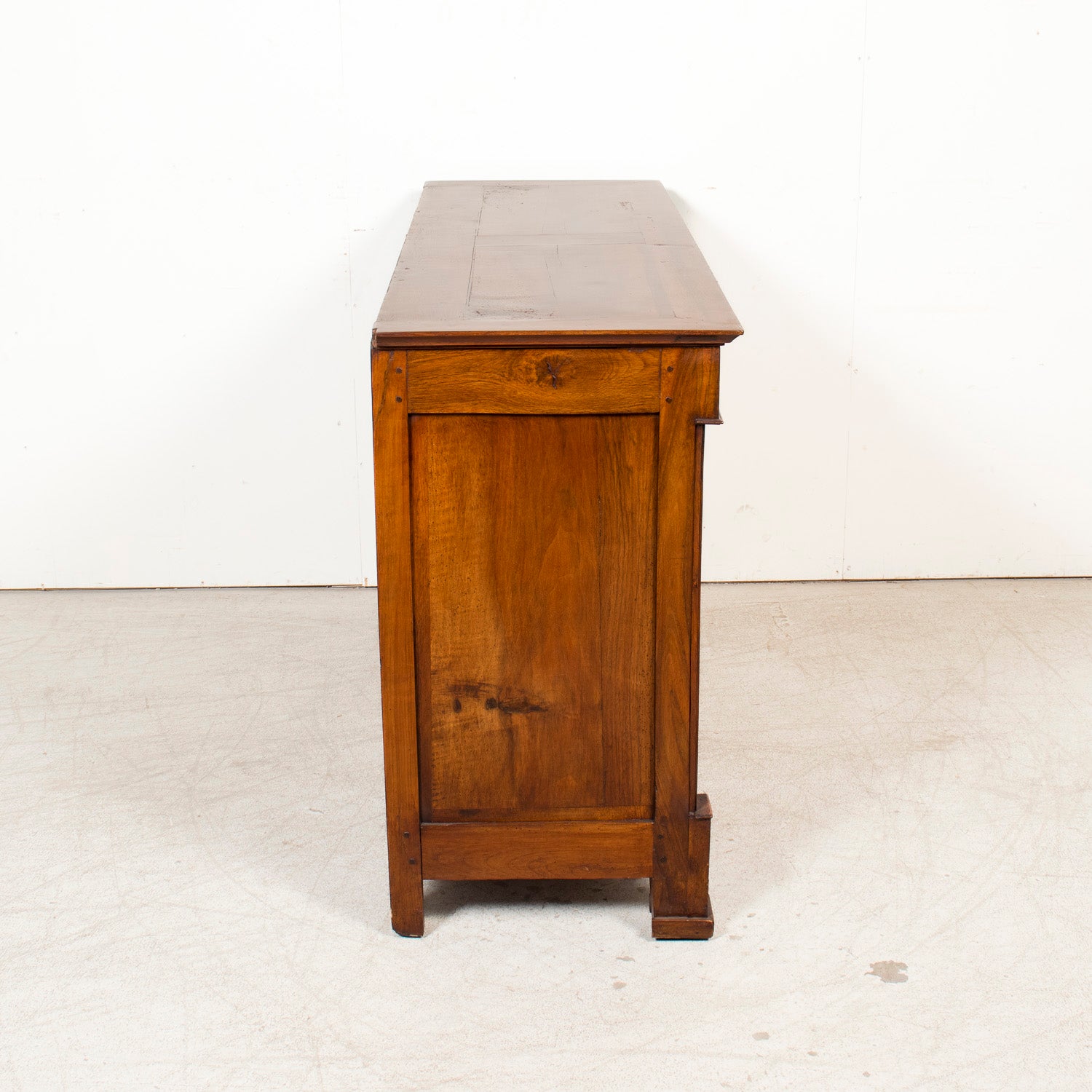 Early 19th Century French Directoire Period Walnut Lyonnaise Enfilade Buffet