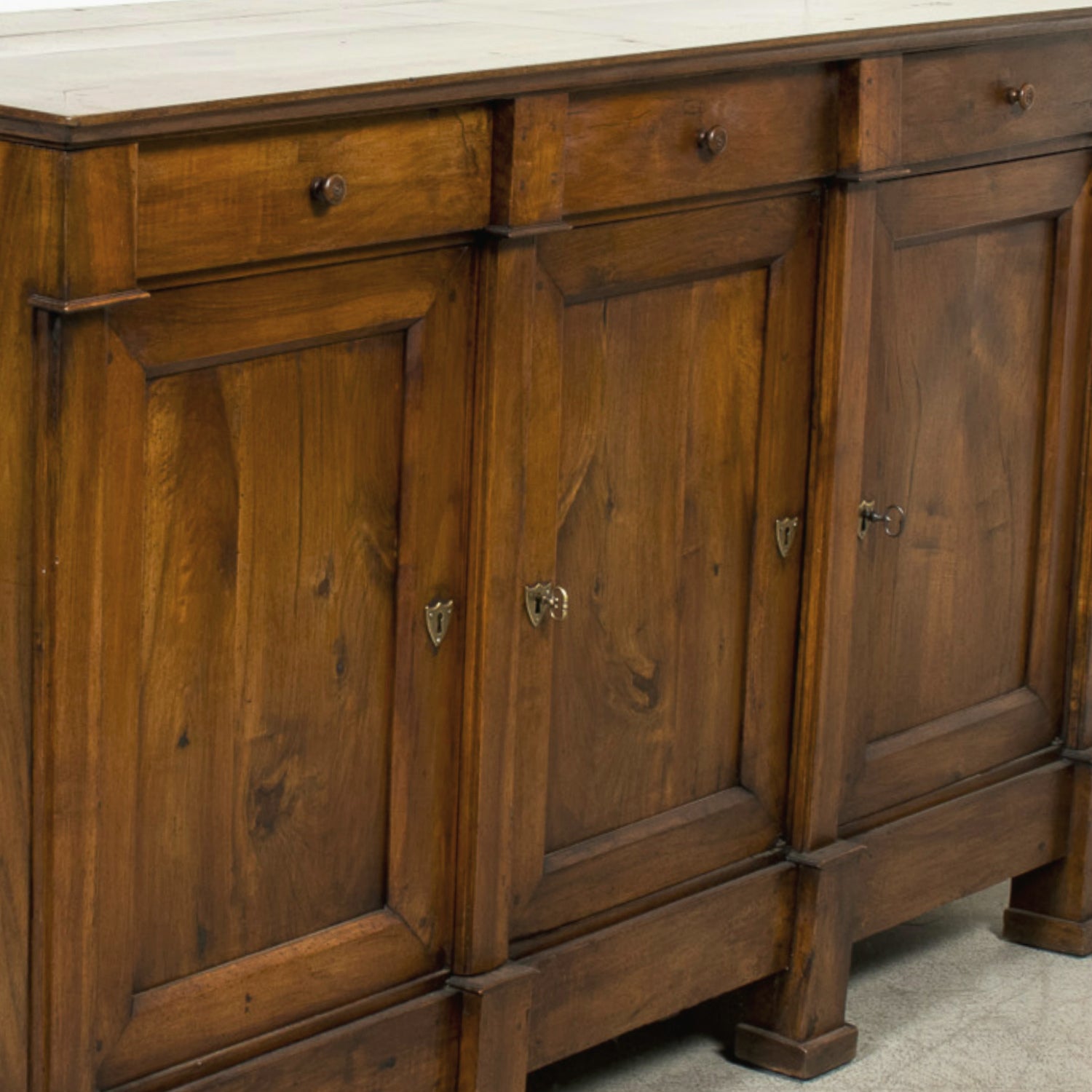 Early 19th Century French Directoire Period Walnut Lyonnaise Enfilade Buffet
