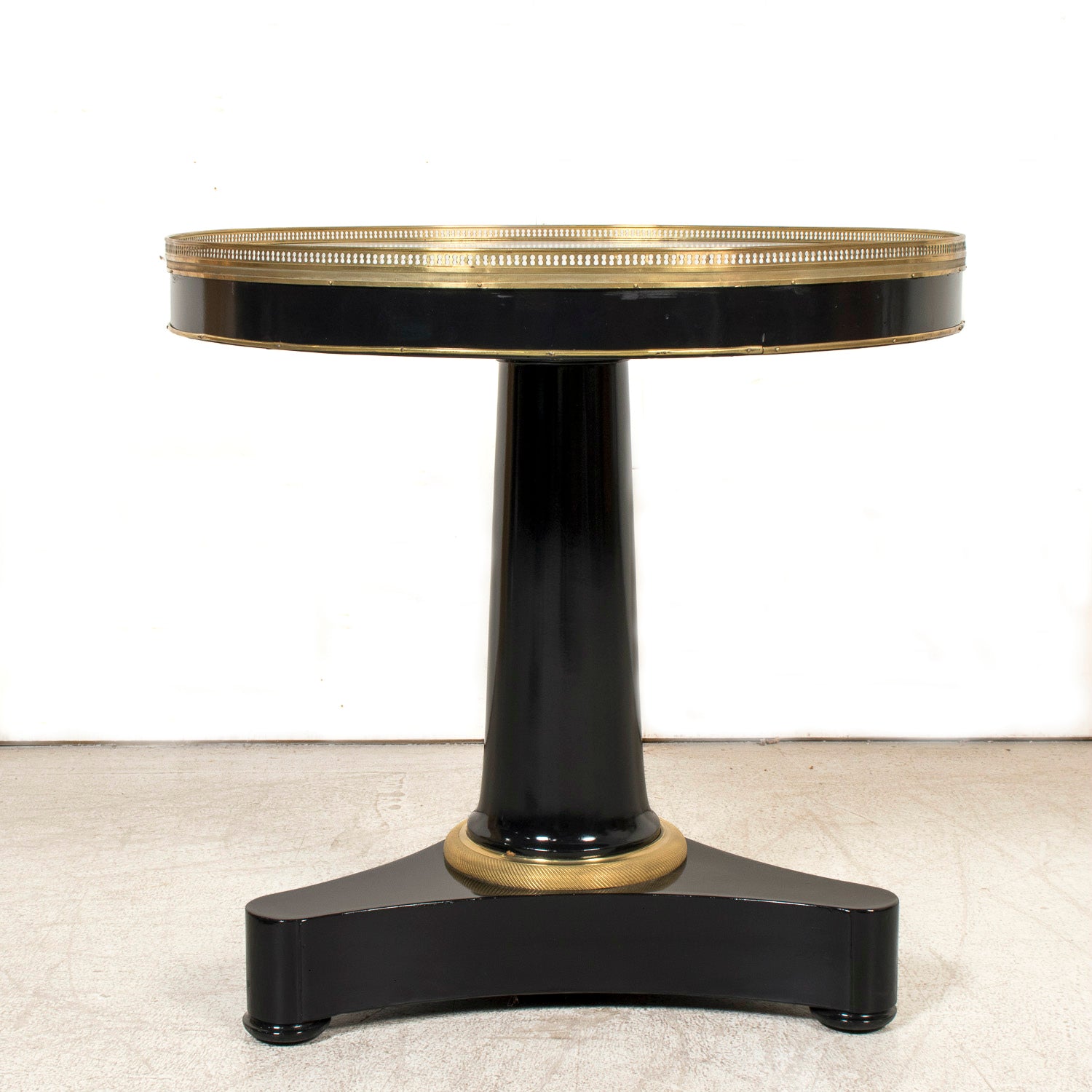 Early 19th Century French Empire Period Ebonized Gueridon Table with Cararra Marble Top