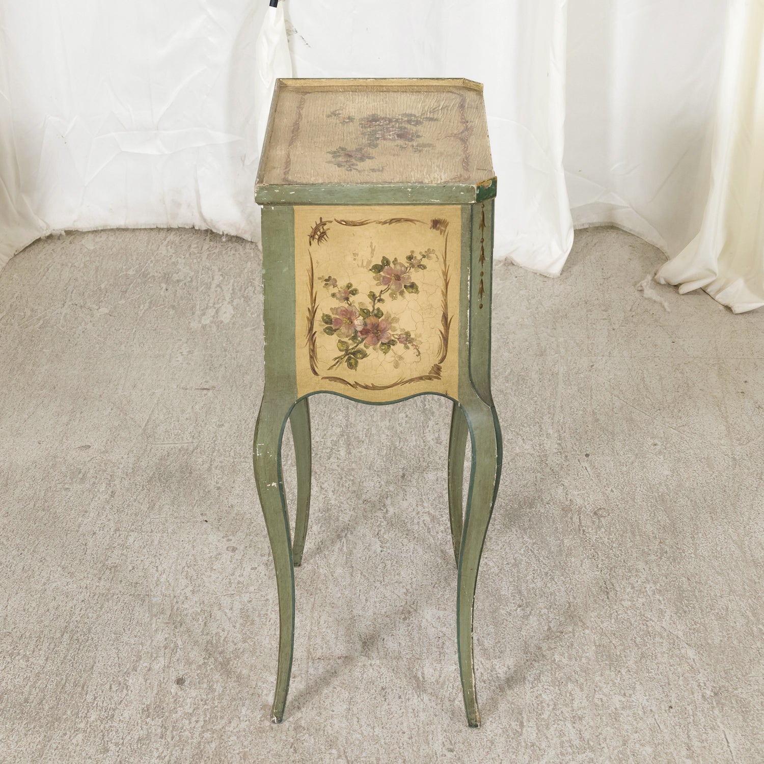 Rare Pair of 1930s French Painted Nightstands by Maison Gouffé, Louis XV & Louis XVI Styles