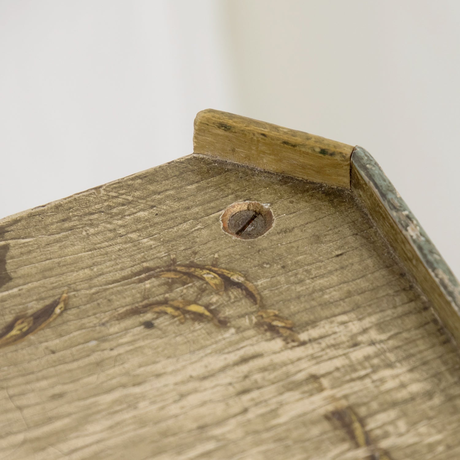 Rare Pair of 1930s French Painted Nightstands by Maison Gouffé, Louis XV & Louis XVI Styles