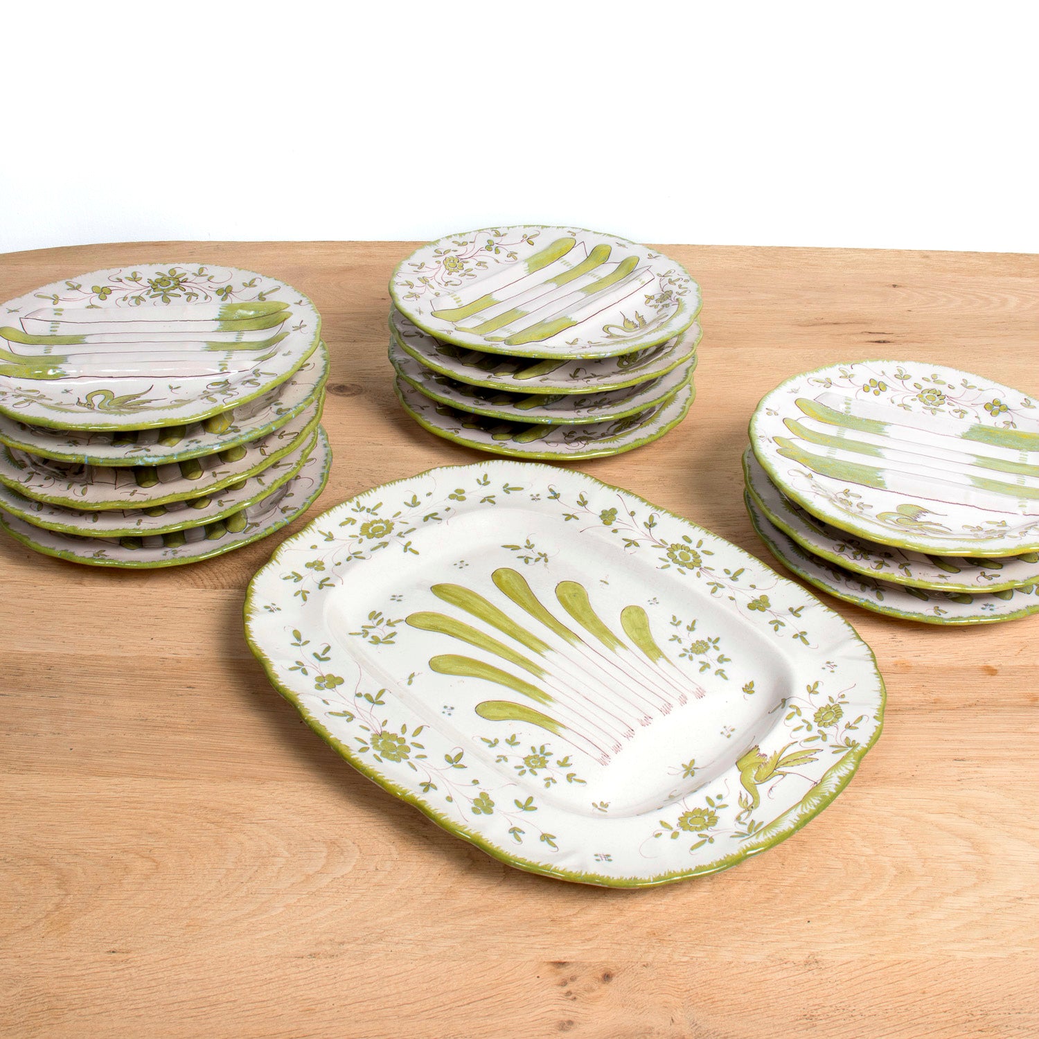 19th Century Antique French Faïence Martres-Tolosone Asparagus Plate Set with Platter