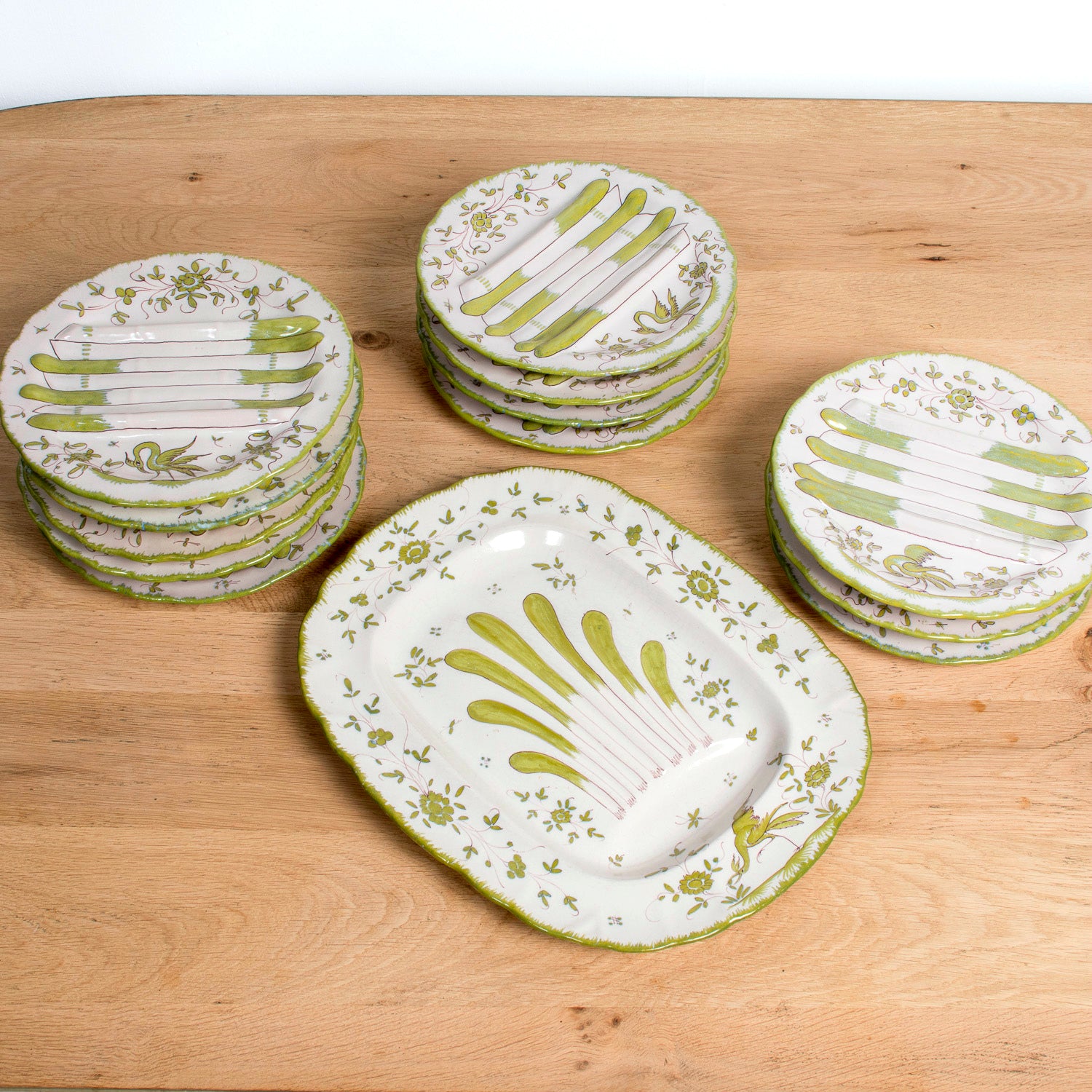 19th Century Antique French Faïence Martres-Tolosone Asparagus Plate Set with Platter