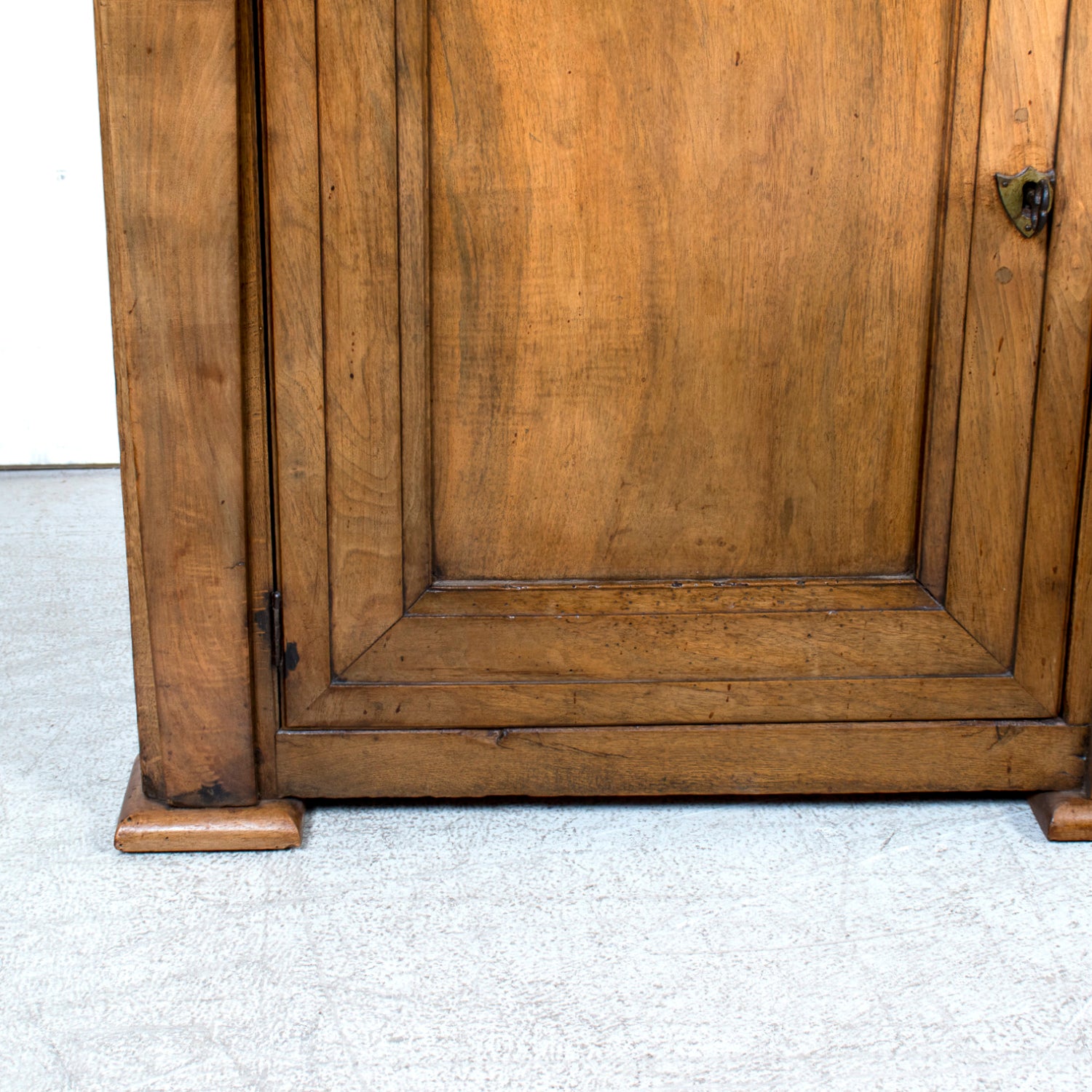Rare 19th Century French Restauration Period Walnut Kitchen Island or Buffet