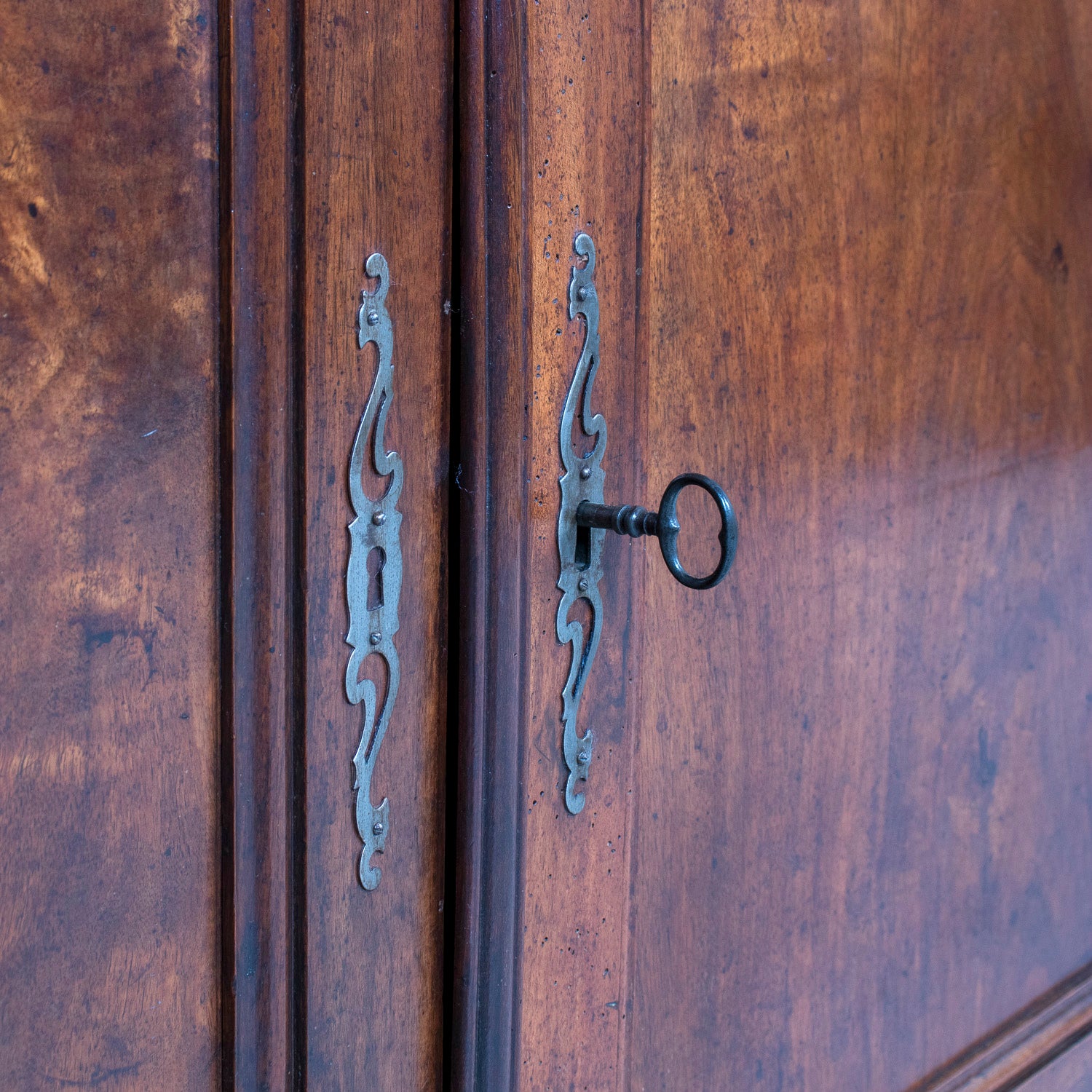 Large 19th Century French Louis Philippe Period Walnut Enfilade Buffet