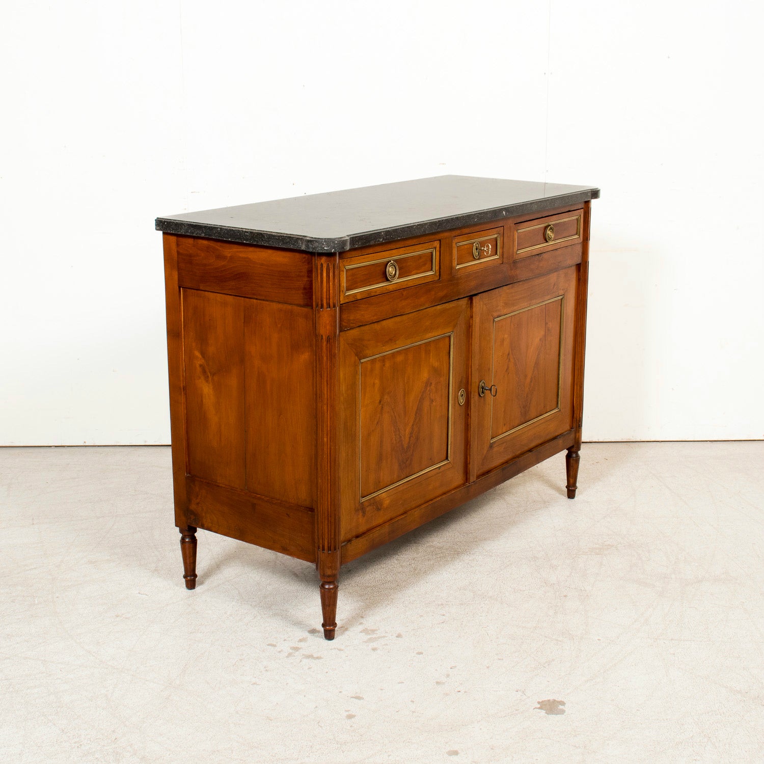 19th Century French Louis XVI Style Walnut Buffet with Black Marble Top & Brass Trim from Paris