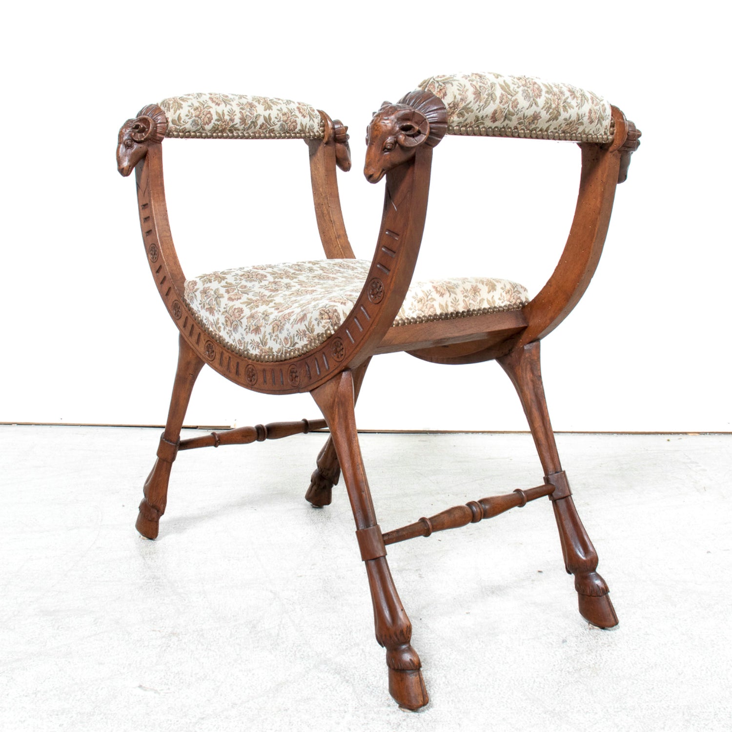 19th Century French Carved Walnut Lyonnaise Curule Bench with Upholstered Seat