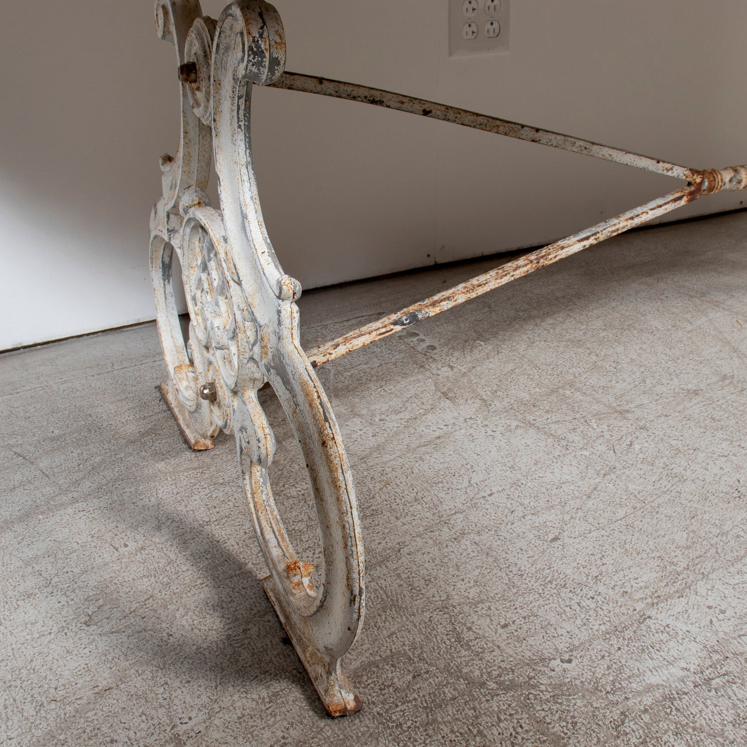 19th Century French Provençal Bleached White Oak Dining Table with Decorative Iron Base