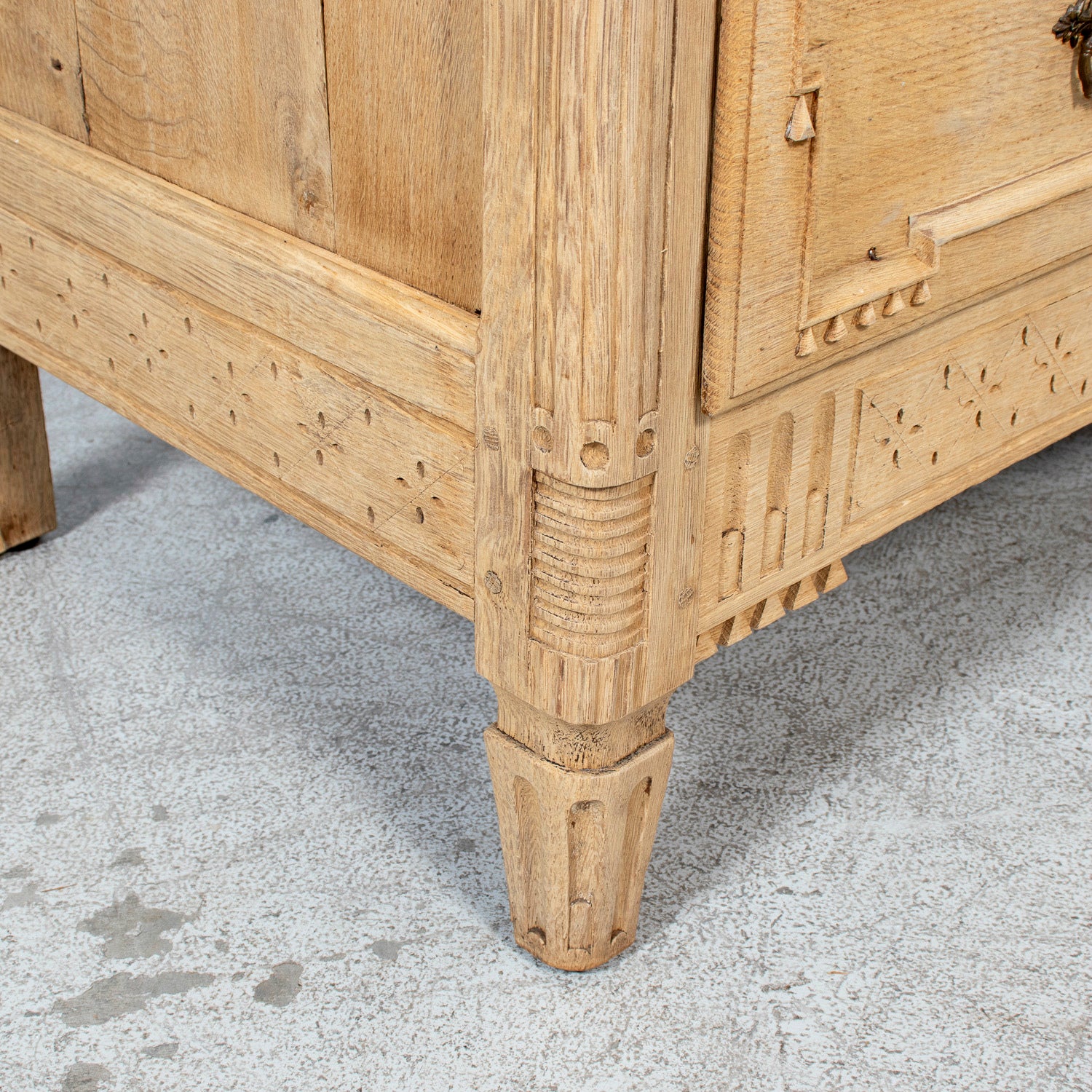 Mid-19th Century French Louis XVI Style Bleached Oak Neoclassical Commode