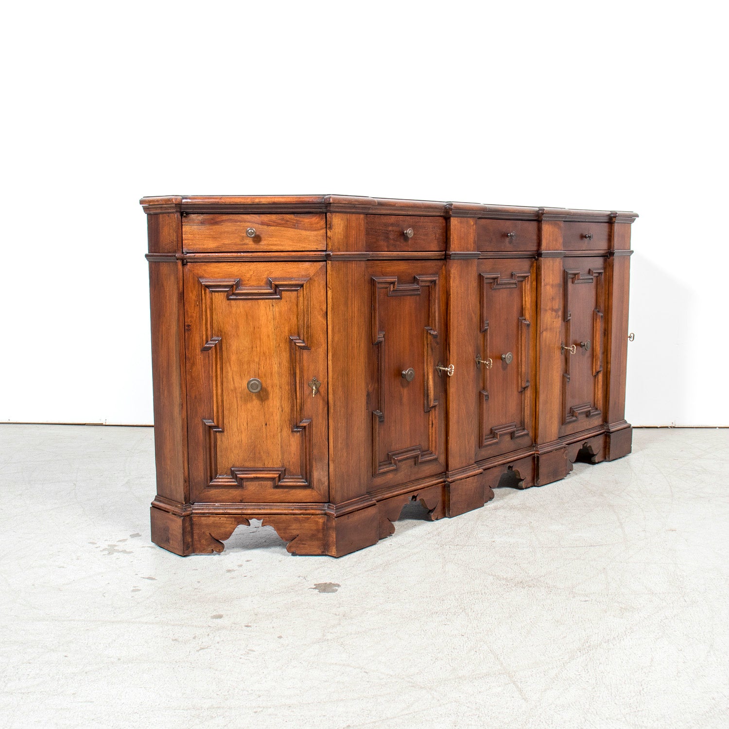 Late 18th Century Carved Italian Baroque Style Walnut Credenza Scantonata