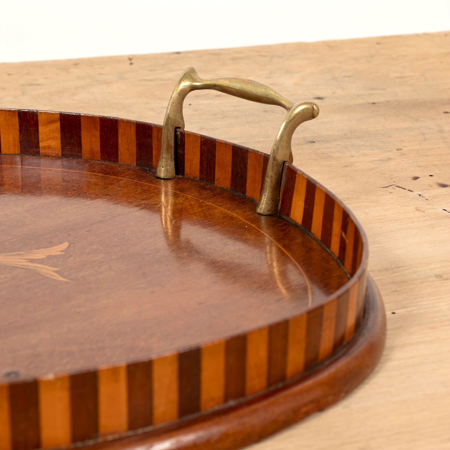19th Century English George III Mahogany Kidney Shaped Butler's Tray with Brass Handles and Marquetry Inlay