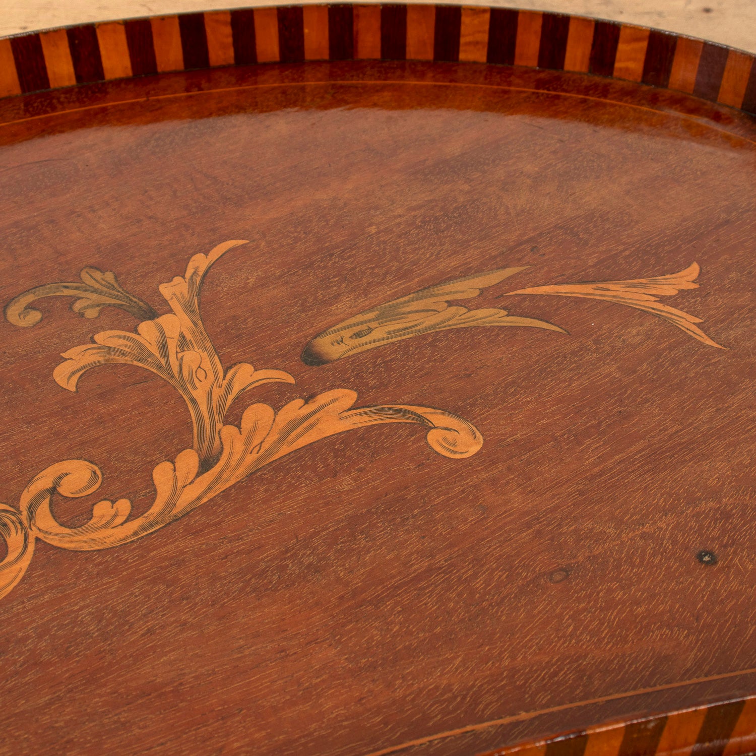 19th Century English George III Mahogany Kidney Shaped Butler's Tray with Brass Handles and Marquetry Inlay