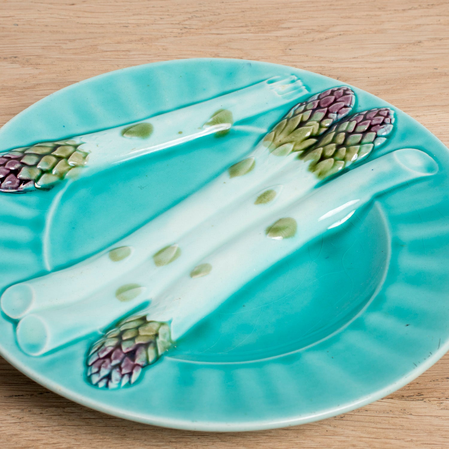 Set of Six 19th Century French Majolica Asparagus Plates by Keller & Guérin Lunéville