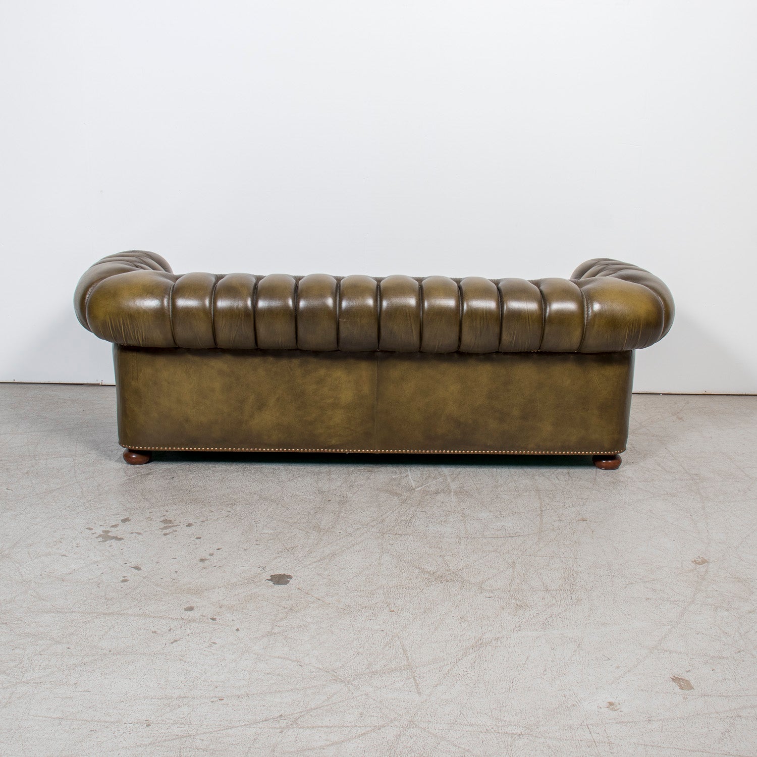 Vintage 1960s English Chesterfield Sofa in Olive Green Leather