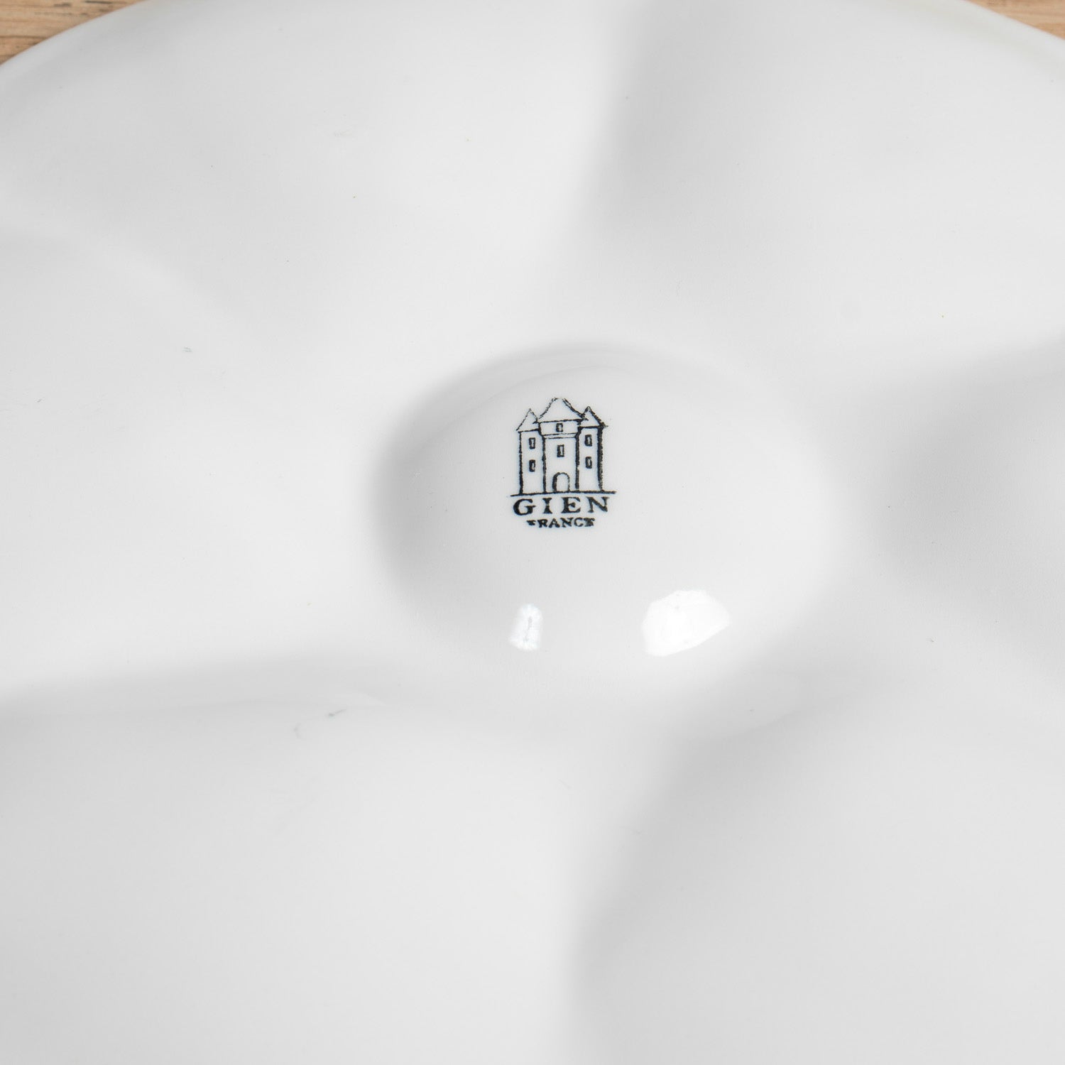 Vintage Gien France White Oyster Plates, Faïence Porcelain, 1940s, Sold Individually