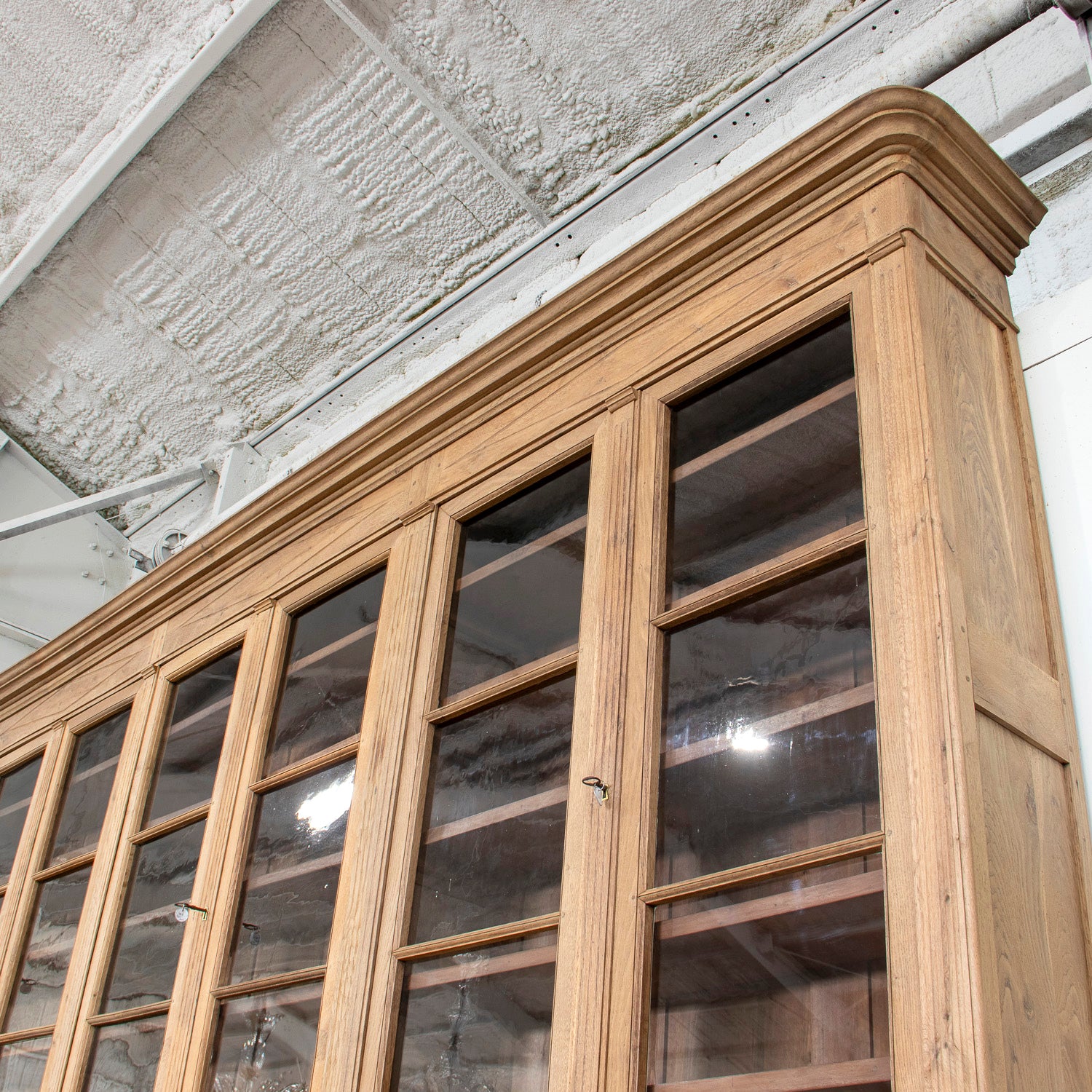 Monumental Early 19th Century French Directoire Period Bleached Oak Bibliothèque à Trois Corps
