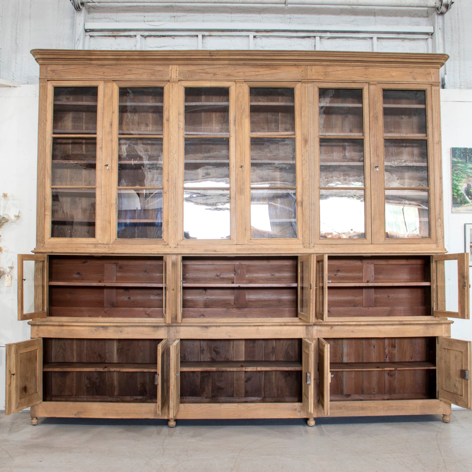Monumental Early 19th Century French Directoire Period Bleached Oak Bibliothèque à Trois Corps