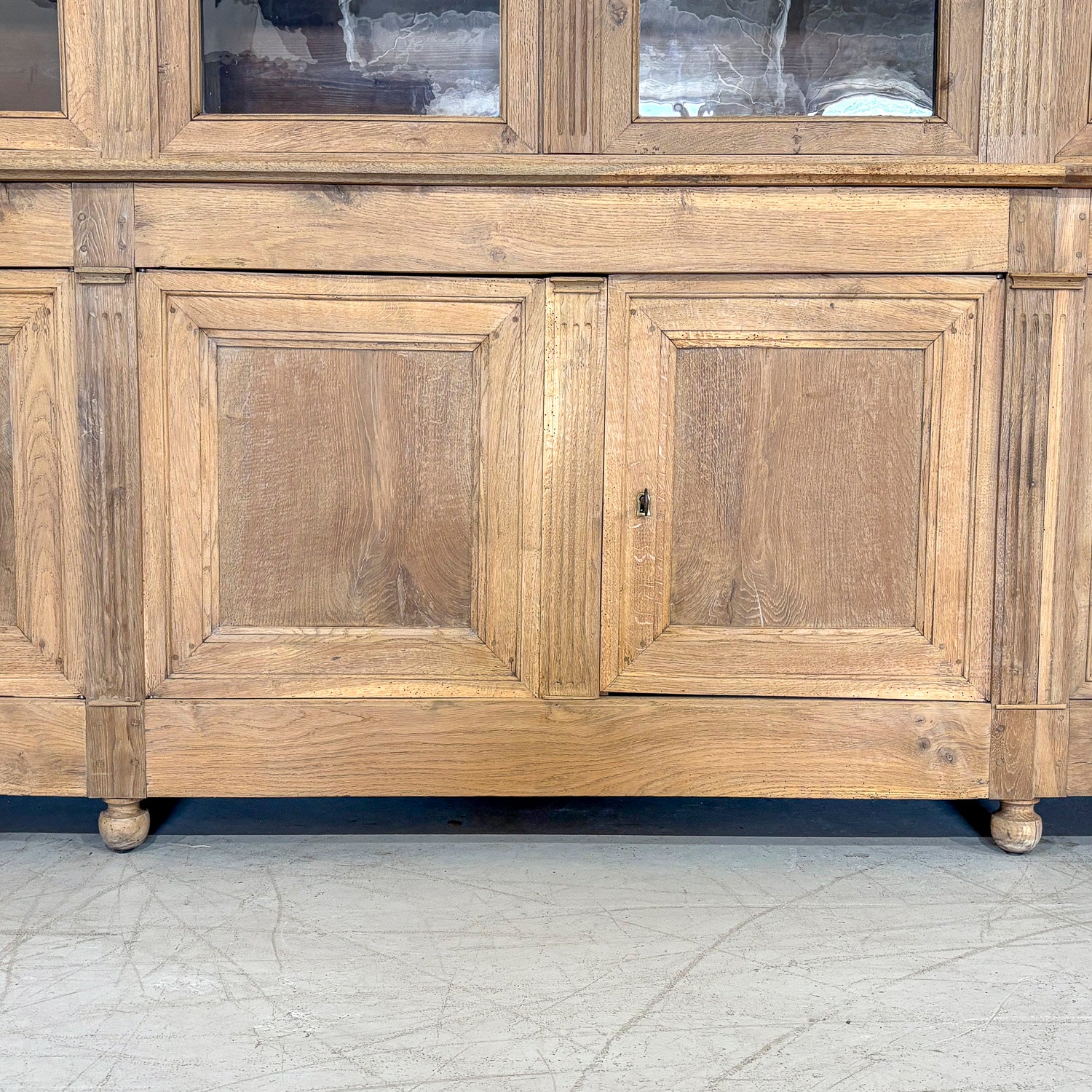 Monumental Early 19th Century French Directoire Period Bleached Oak Bibliothèque à Trois Corps