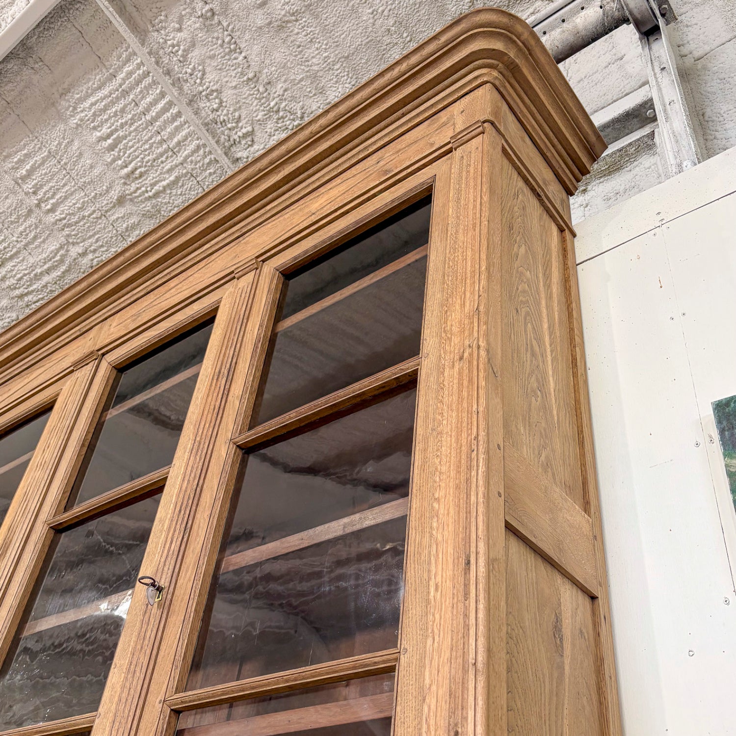 Monumental Early 19th Century French Directoire Period Bleached Oak Bibliothèque à Trois Corps