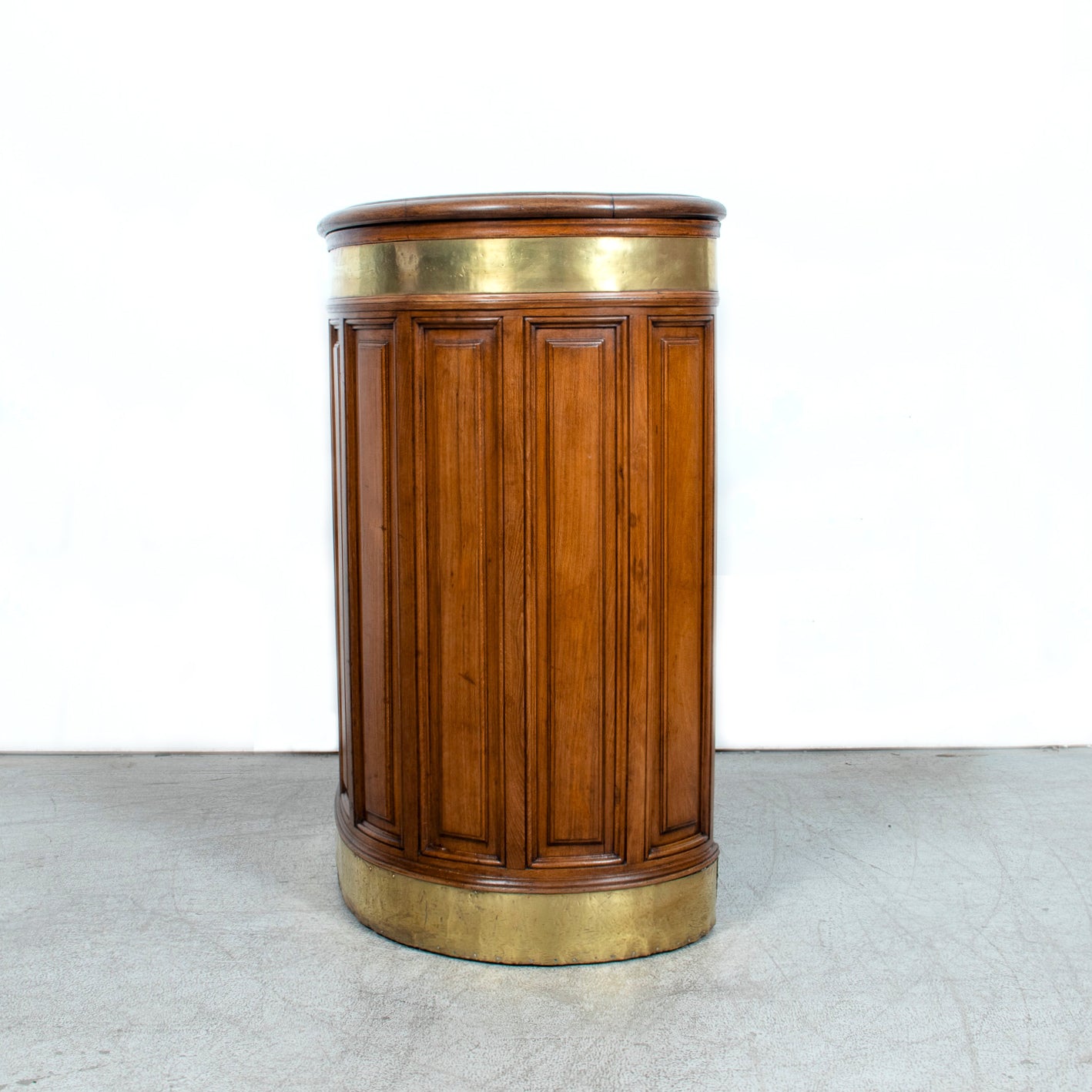 Early 20th Century French Walnut Restaurant Hostess Counter, Paris
