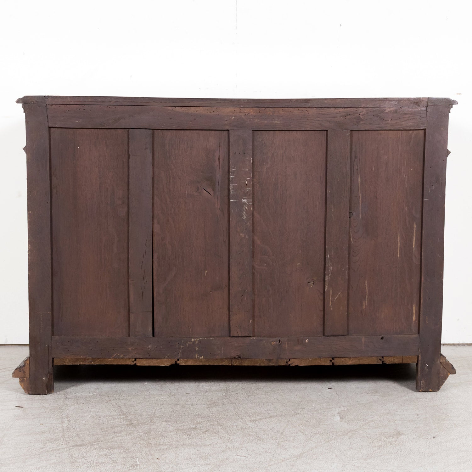 19th Century Antique French Louis XIII Style Carved Oak Buffet de Chasse or Hunting Buffet 