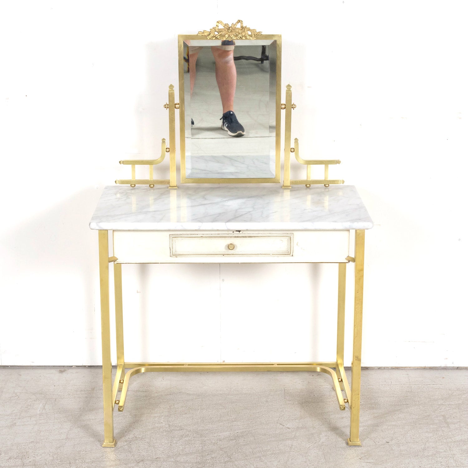 20th Century French Louis XVI Style Brass Maison Jansen Ladies Coiffeuse or Vanity Dressing Table with Marble Top