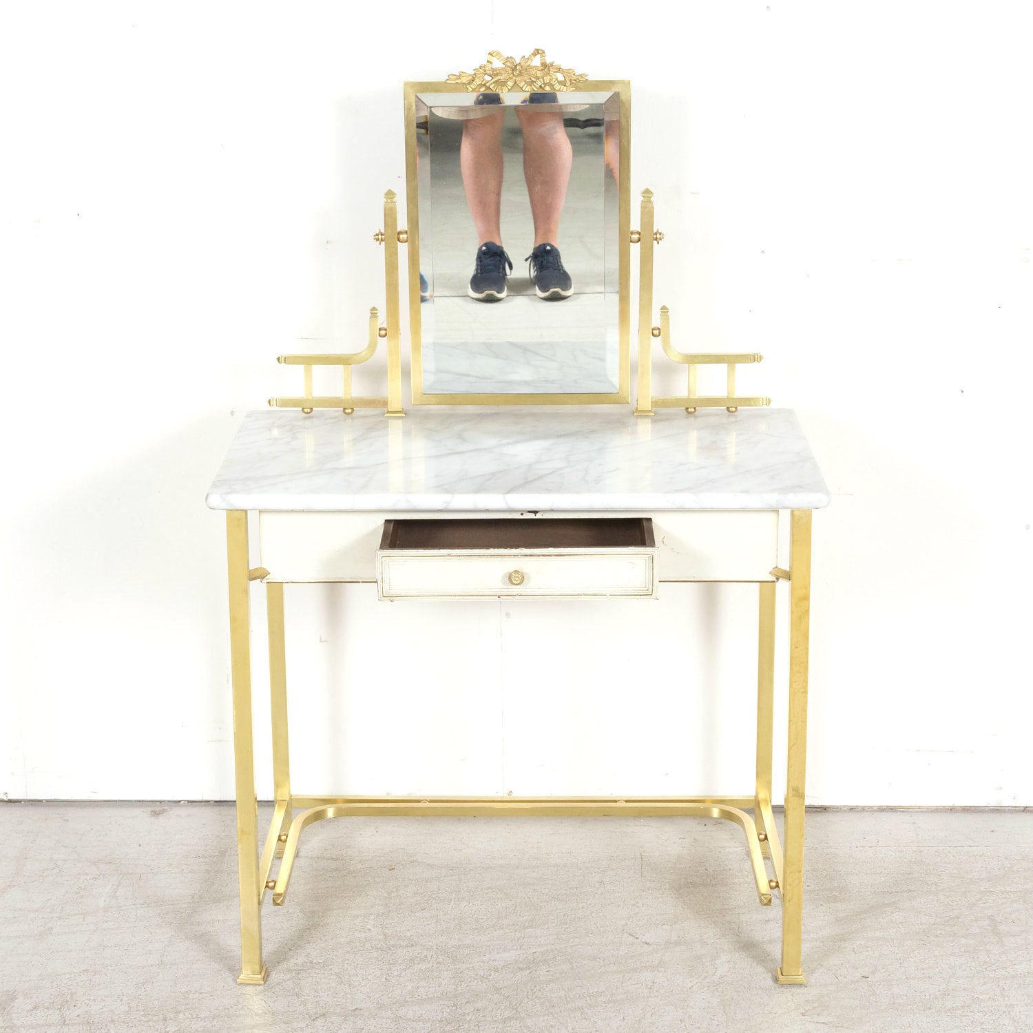 20th Century French Louis XVI Style Brass Maison Jansen Ladies Coiffeuse or Vanity Dressing Table with Marble Top