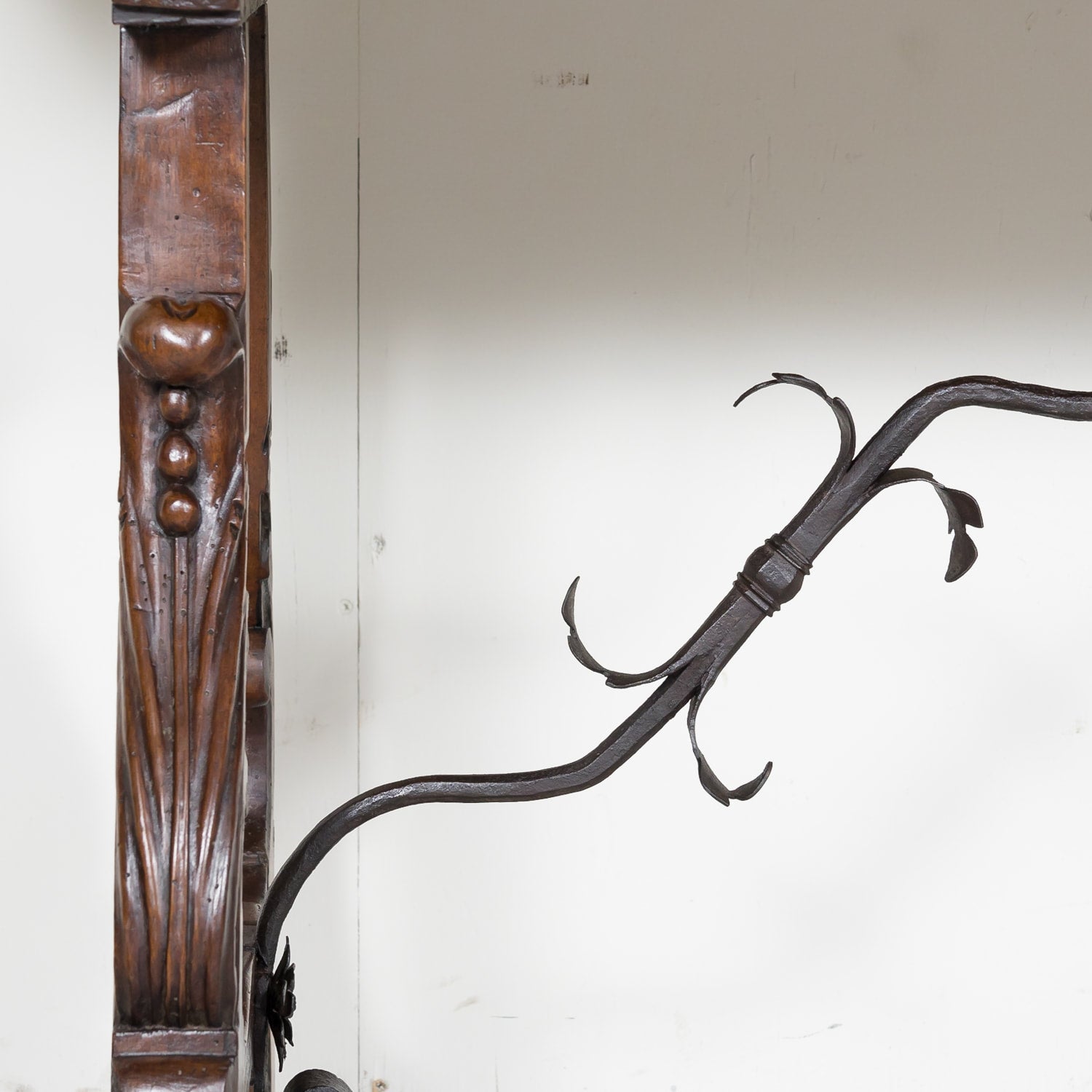 Early 19th Century Italian Baroque Style Walnut Fratino Console Table or Desk with Drawers