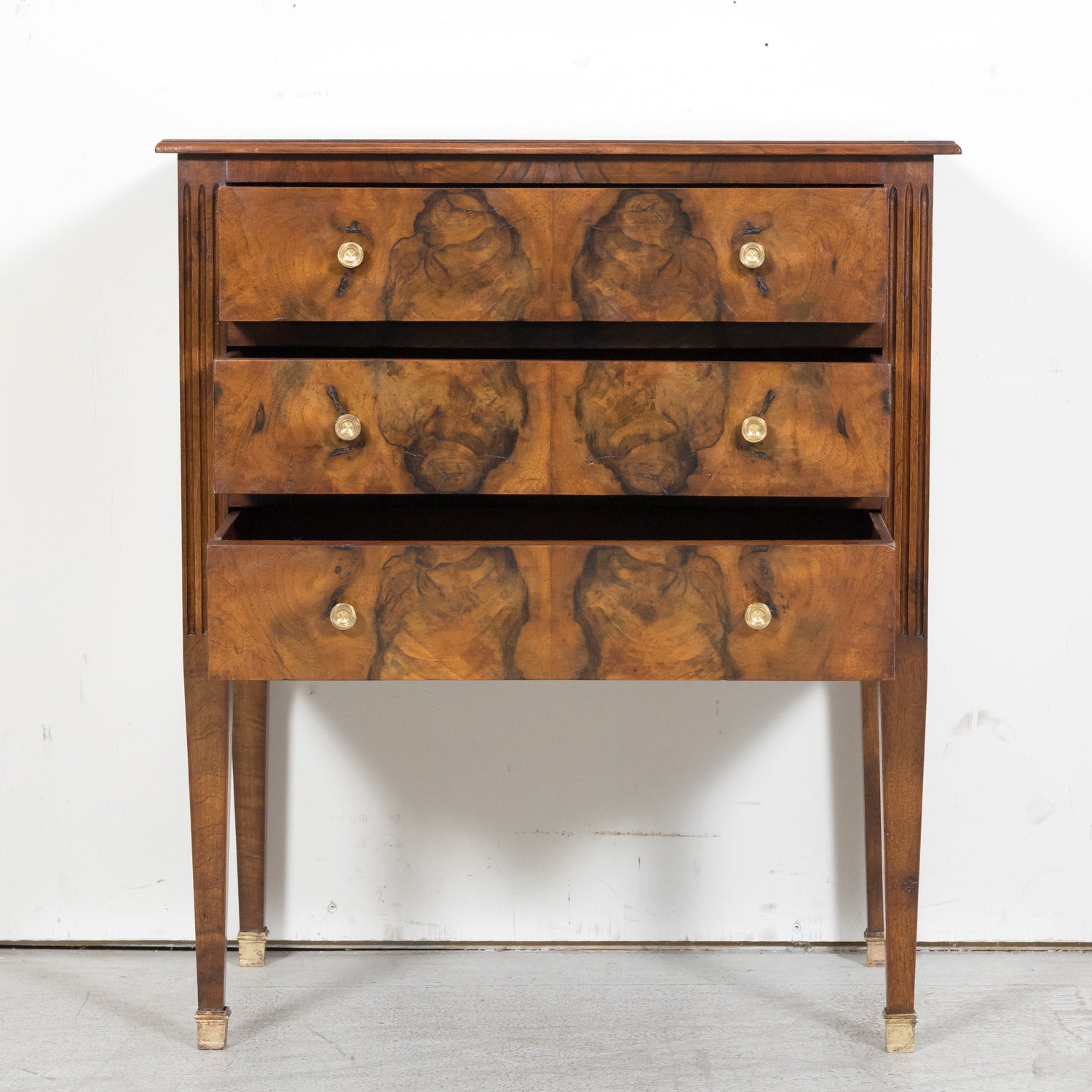 19th Century French Louis XVI Style Walnut and Burled Walnut Bookmatched Front Petite Commode