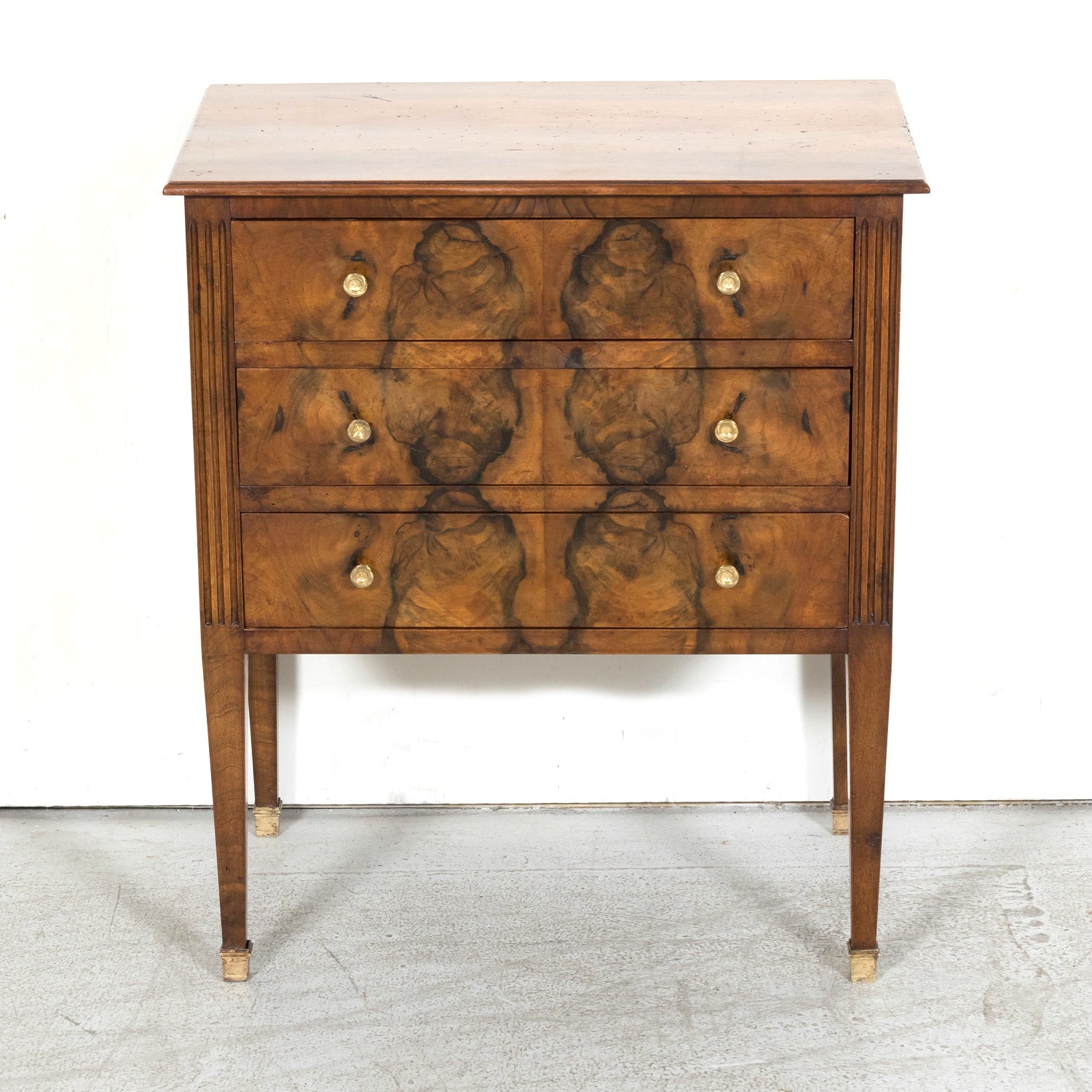 19th Century French Louis XVI Style Walnut and Burled Walnut Bookmatched Front Petite Commode