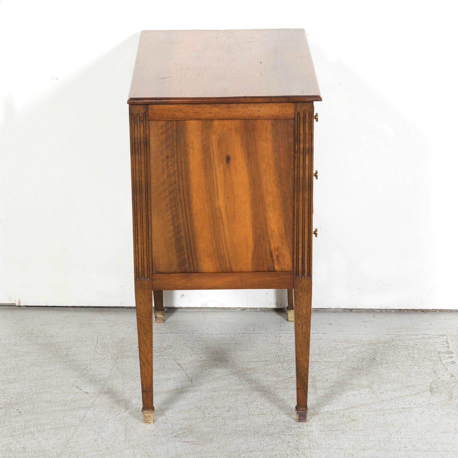 19th Century French Louis XVI Style Walnut and Burled Walnut Bookmatched Front Petite Commode