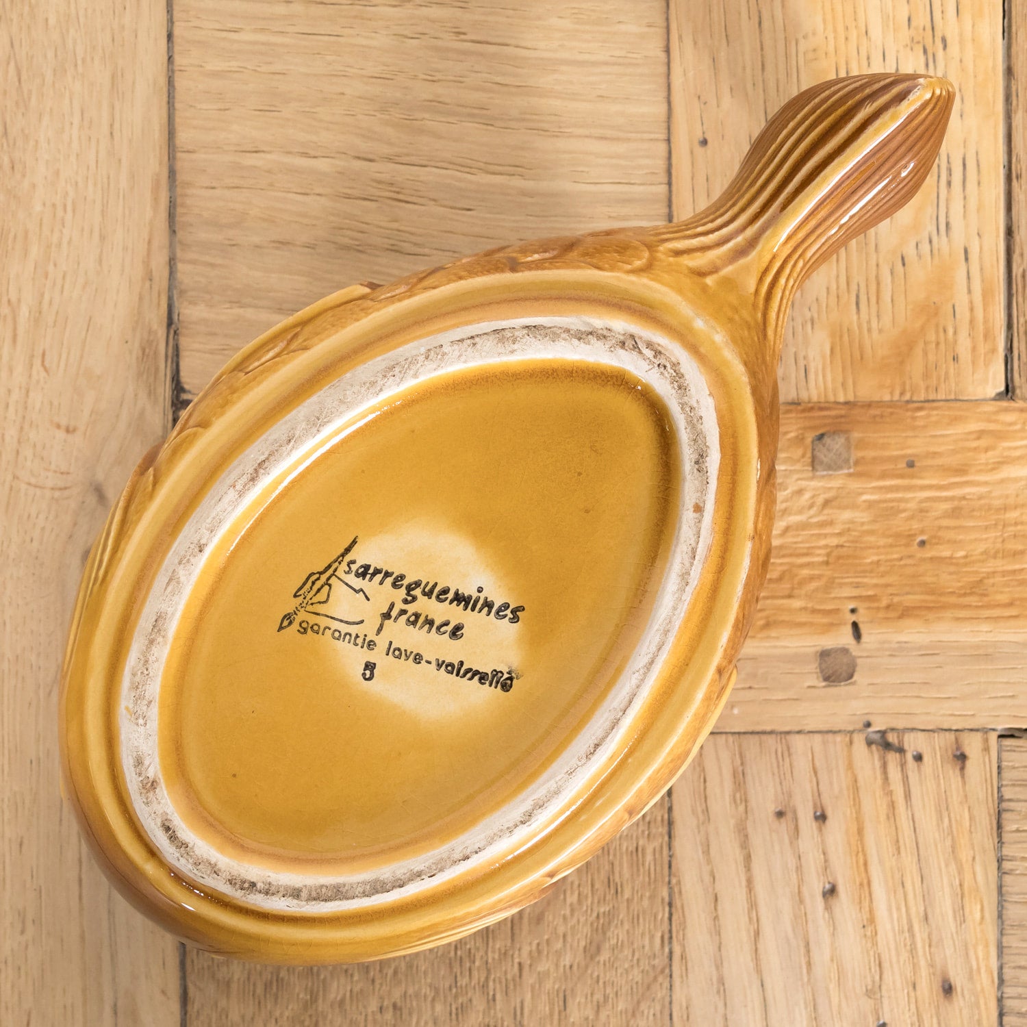 French Sarreguemines 12-Piece Faience Majolica Fish Shaped Seafood or Fish Service