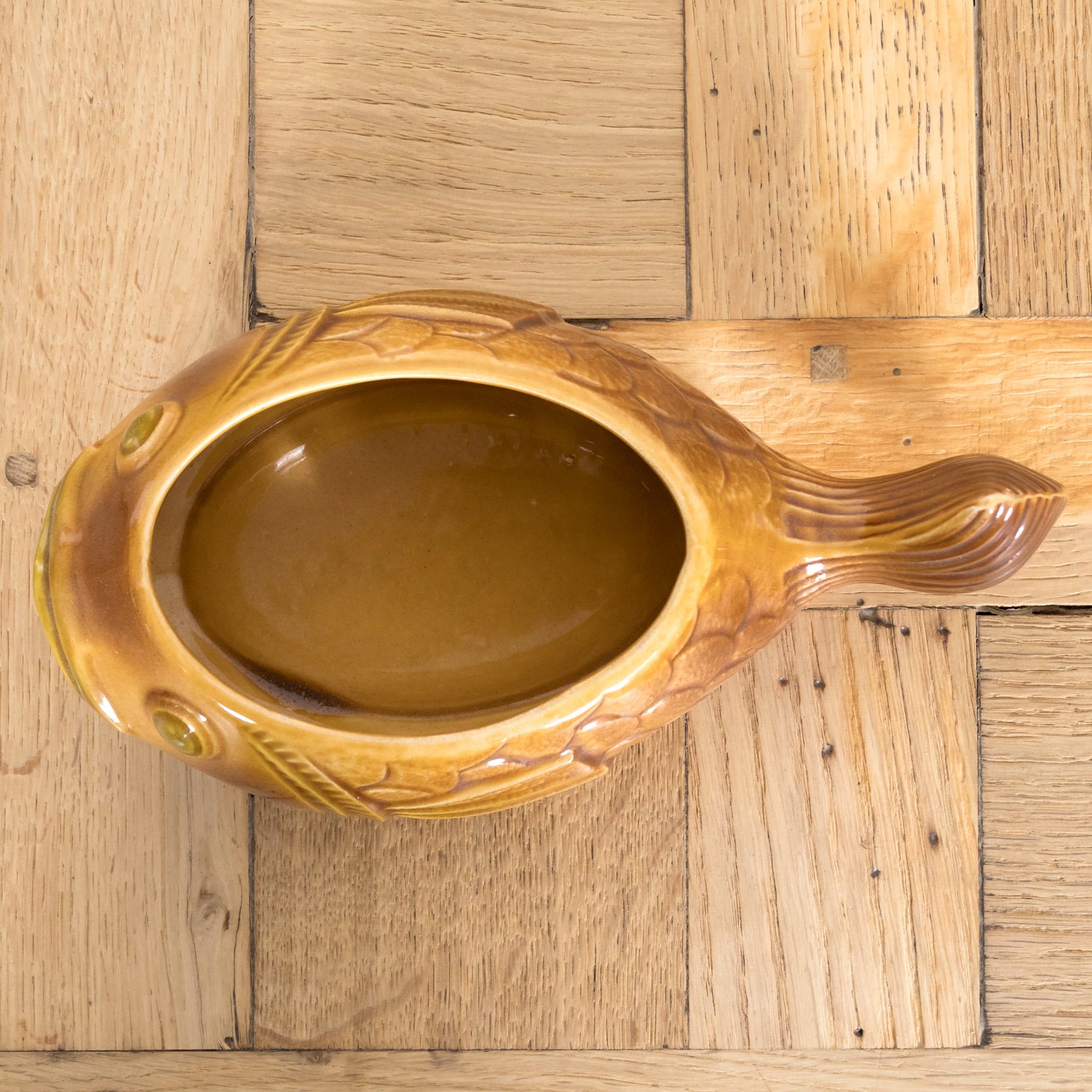 French Sarreguemines 12-Piece Faience Majolica Fish Shaped Seafood or Fish Service