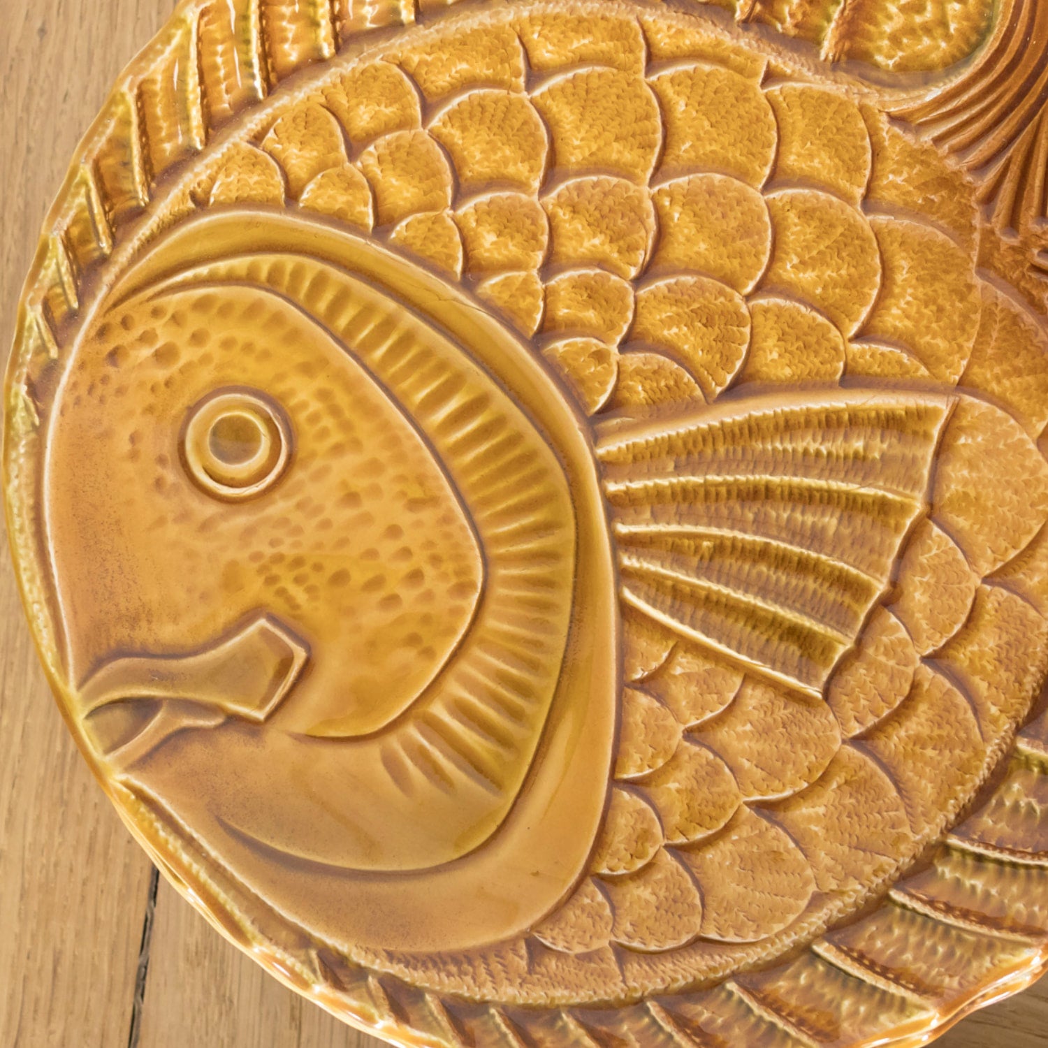 French Sarreguemines 12-Piece Faience Majolica Fish Shaped Seafood or Fish Service