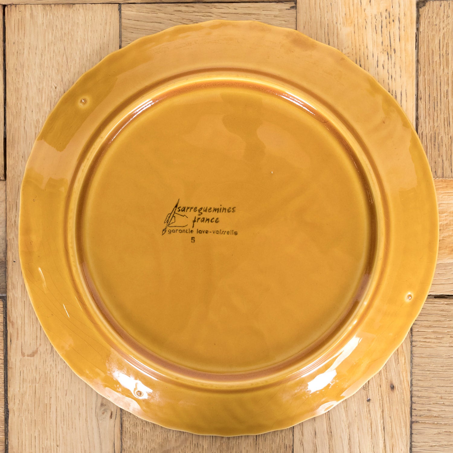 French Sarreguemines 12-Piece Faience Majolica Fish Shaped Seafood or Fish Service