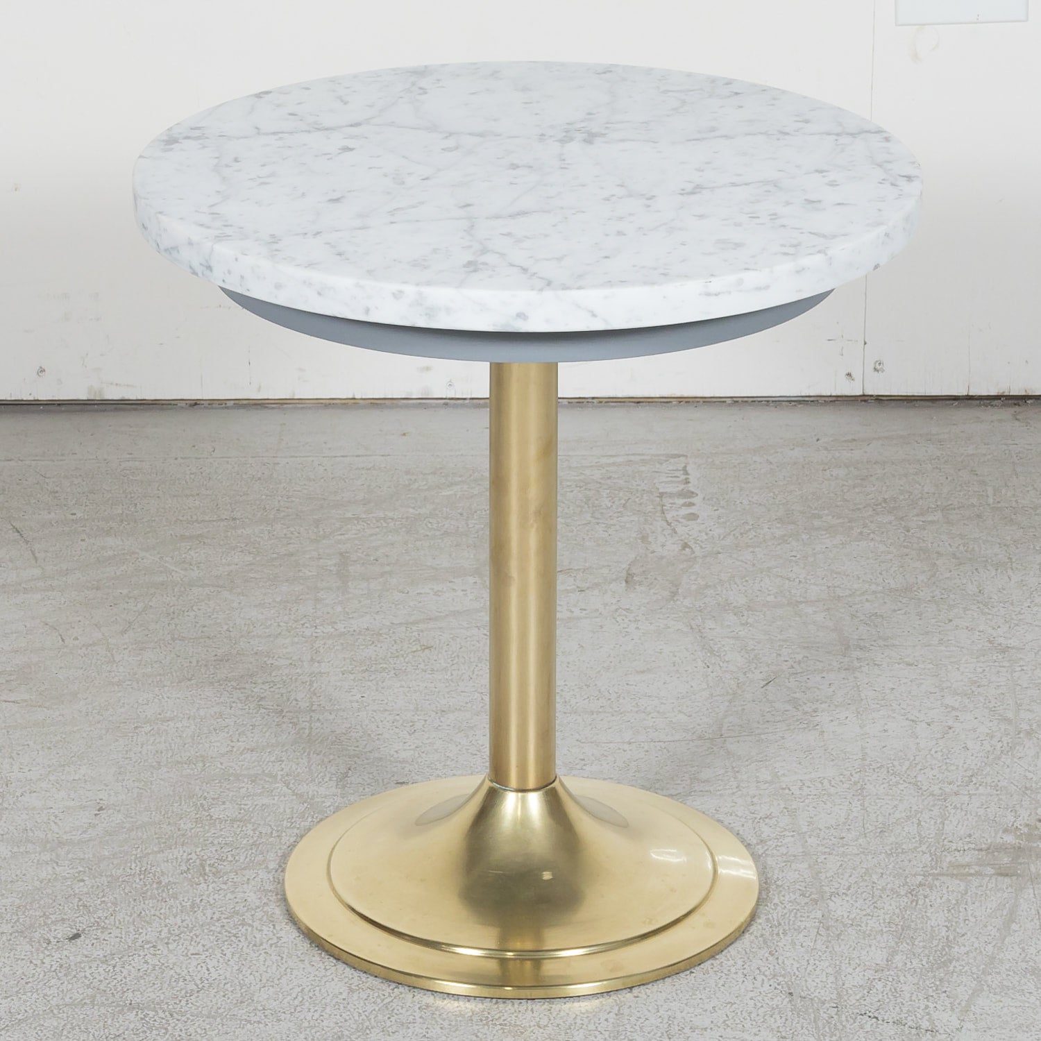 Vintage 1970s Mid-Century Modern French Brass and Marble Top Cocktail Side Table