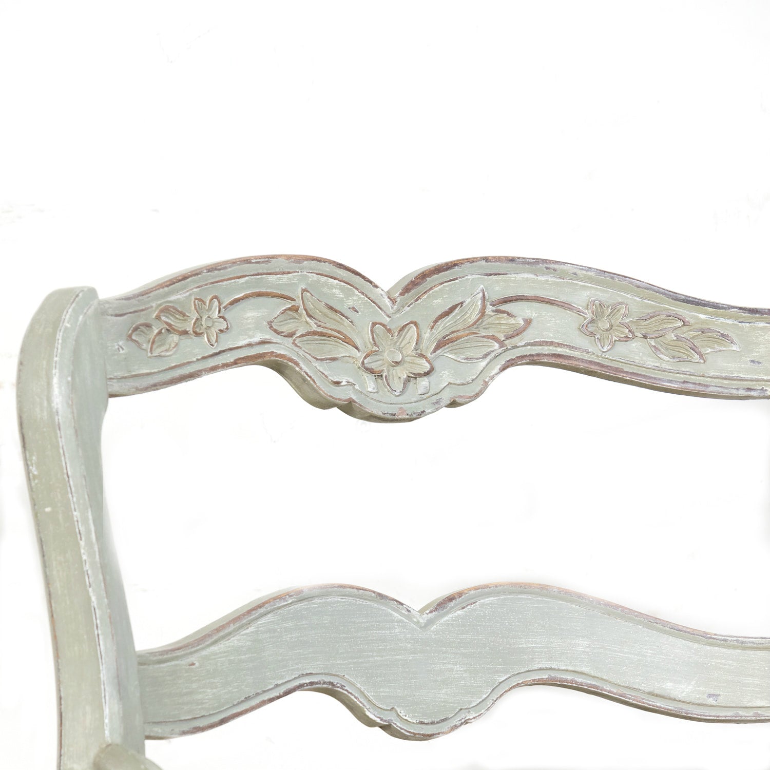 Antique French Provençal Louis XV Style Painted Settee or Radassier with Rush Seat