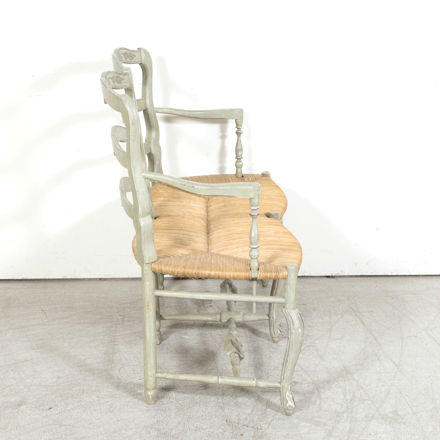 Antique French Provençal Louis XV Style Painted Settee or Radassier with Rush Seat