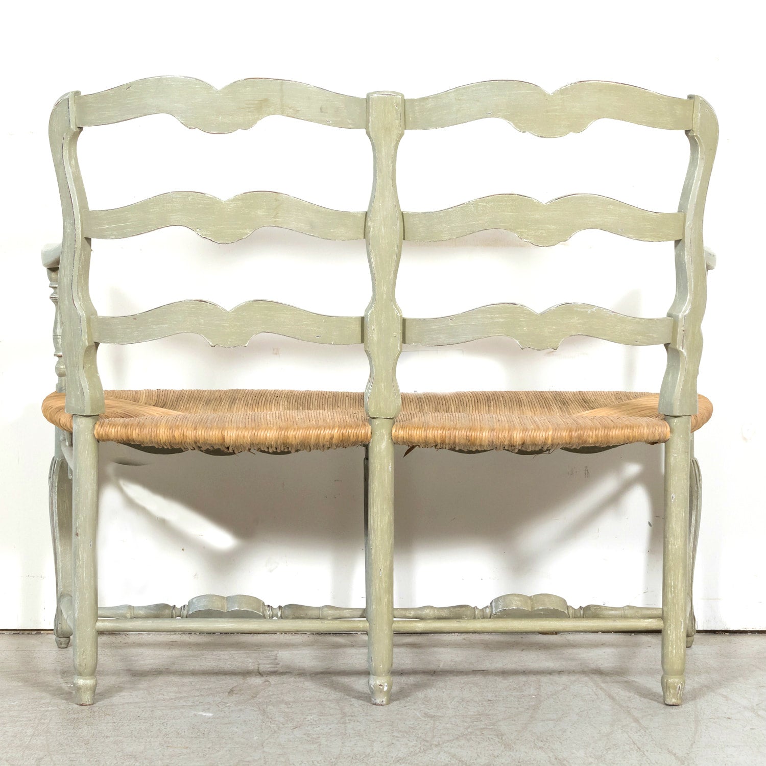 Antique French Provençal Louis XV Style Painted Settee or Radassier with Rush Seat