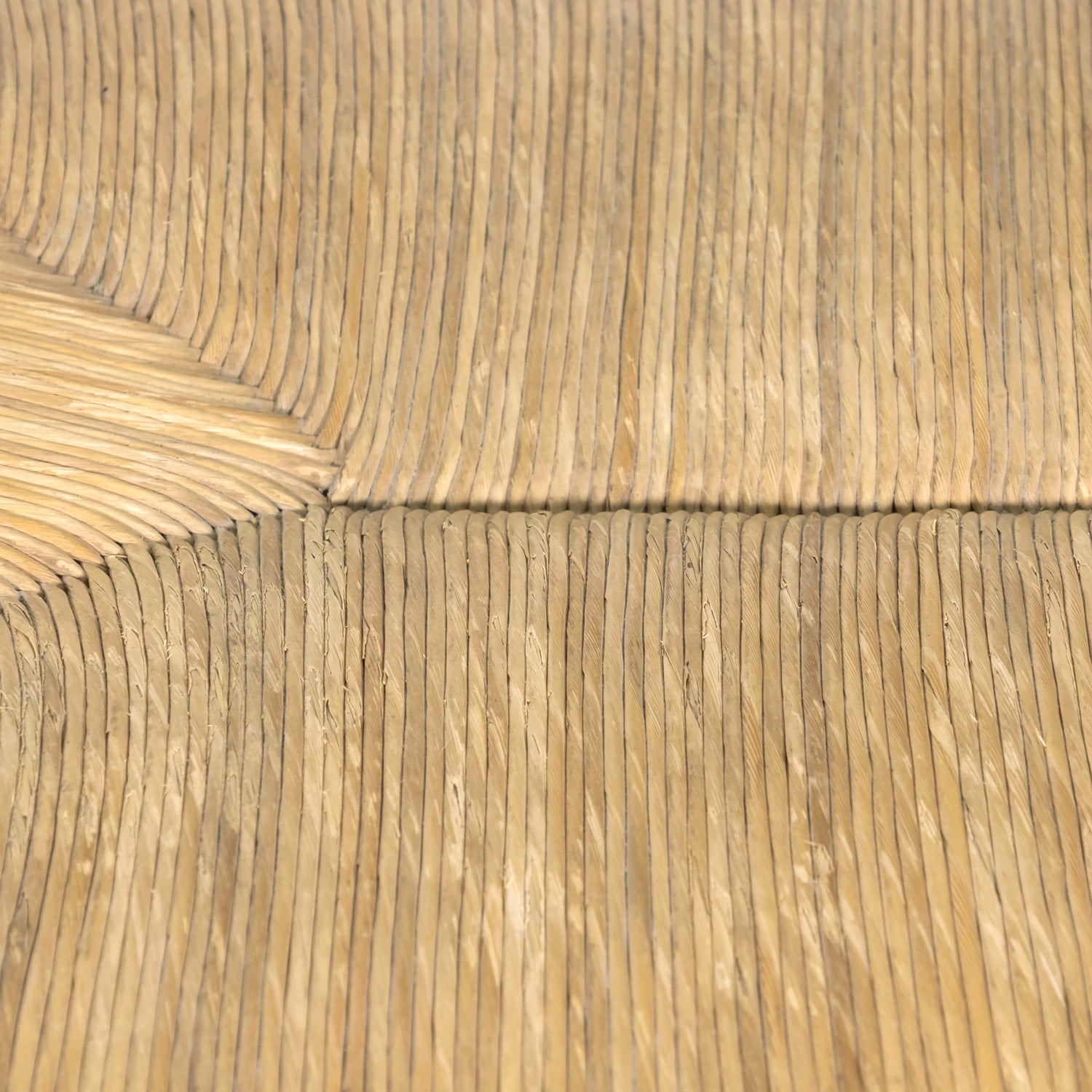 Antique French Provençal Louis XV Style Painted Settee or Radassier with Rush Seat