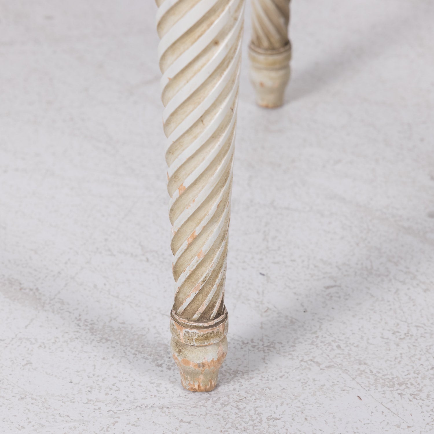 Fine Pair of Antique French Louis XVI Style Parcel Gilt and White Painted Side Chairs